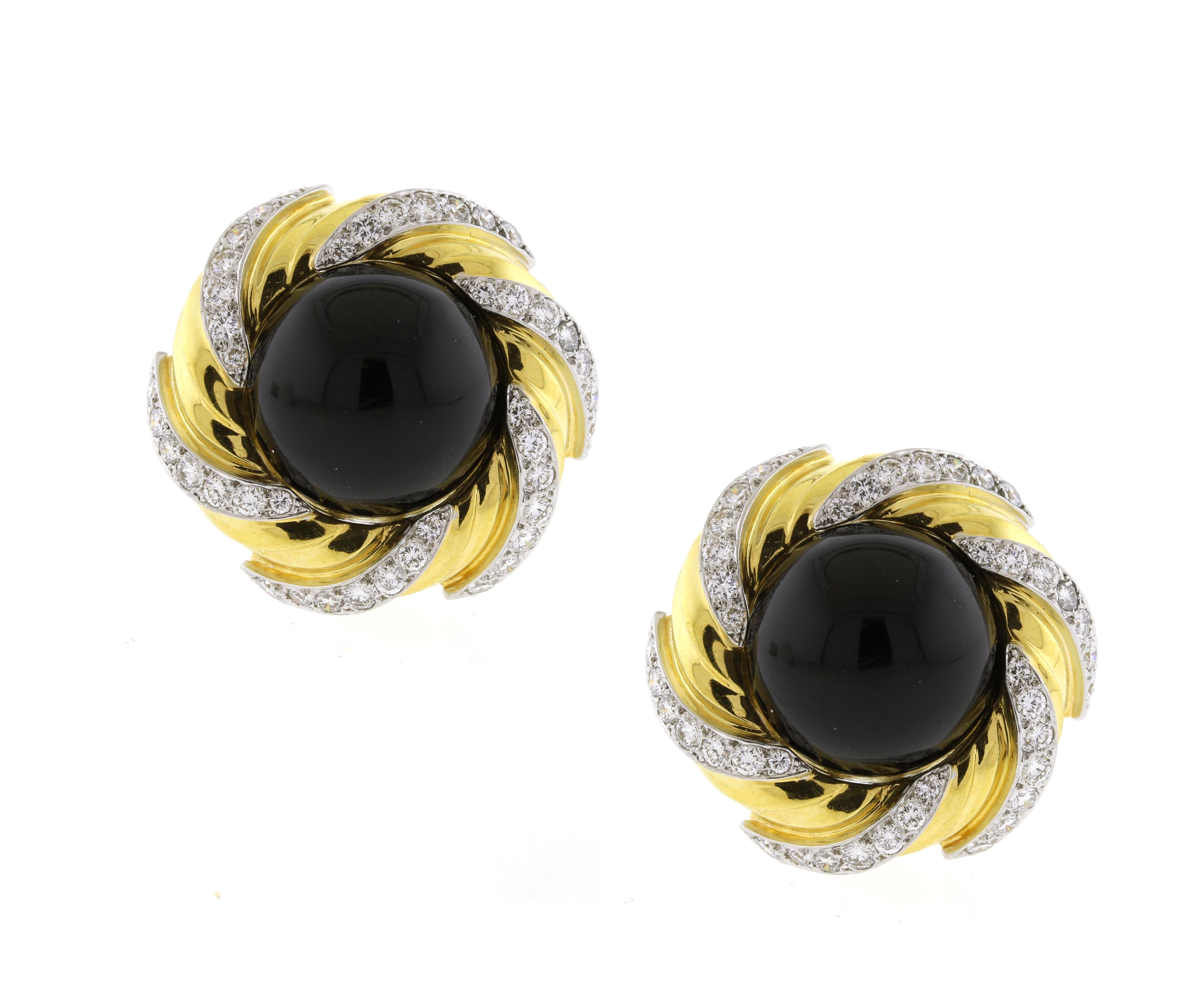 18 Karat Gold and Diamond Earrings with Detachable Black Onyx Center In Excellent Condition In Bethesda, MD