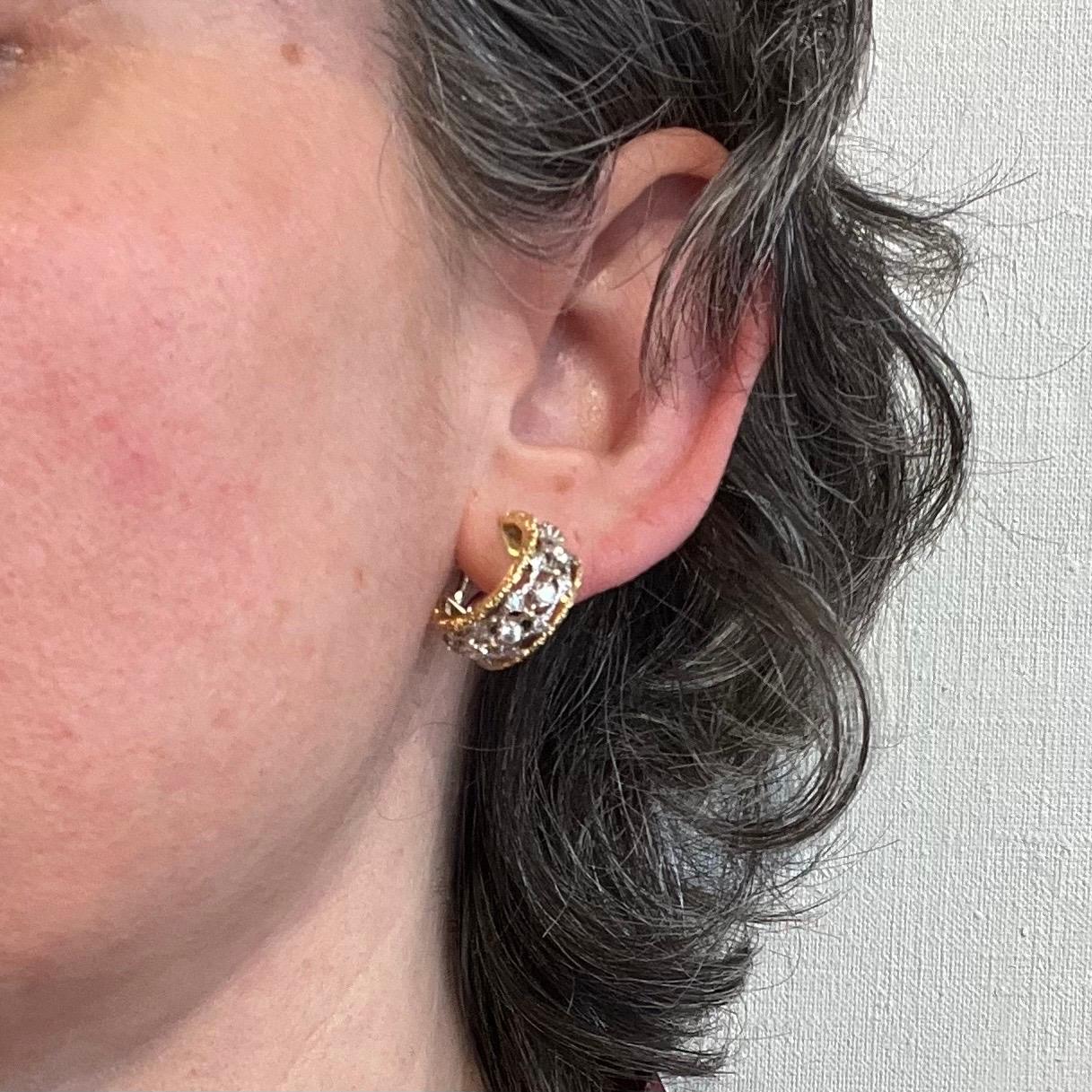 18 Karat Gold and Diamond Hoop Earrings by Mario Buccellati For Sale 4