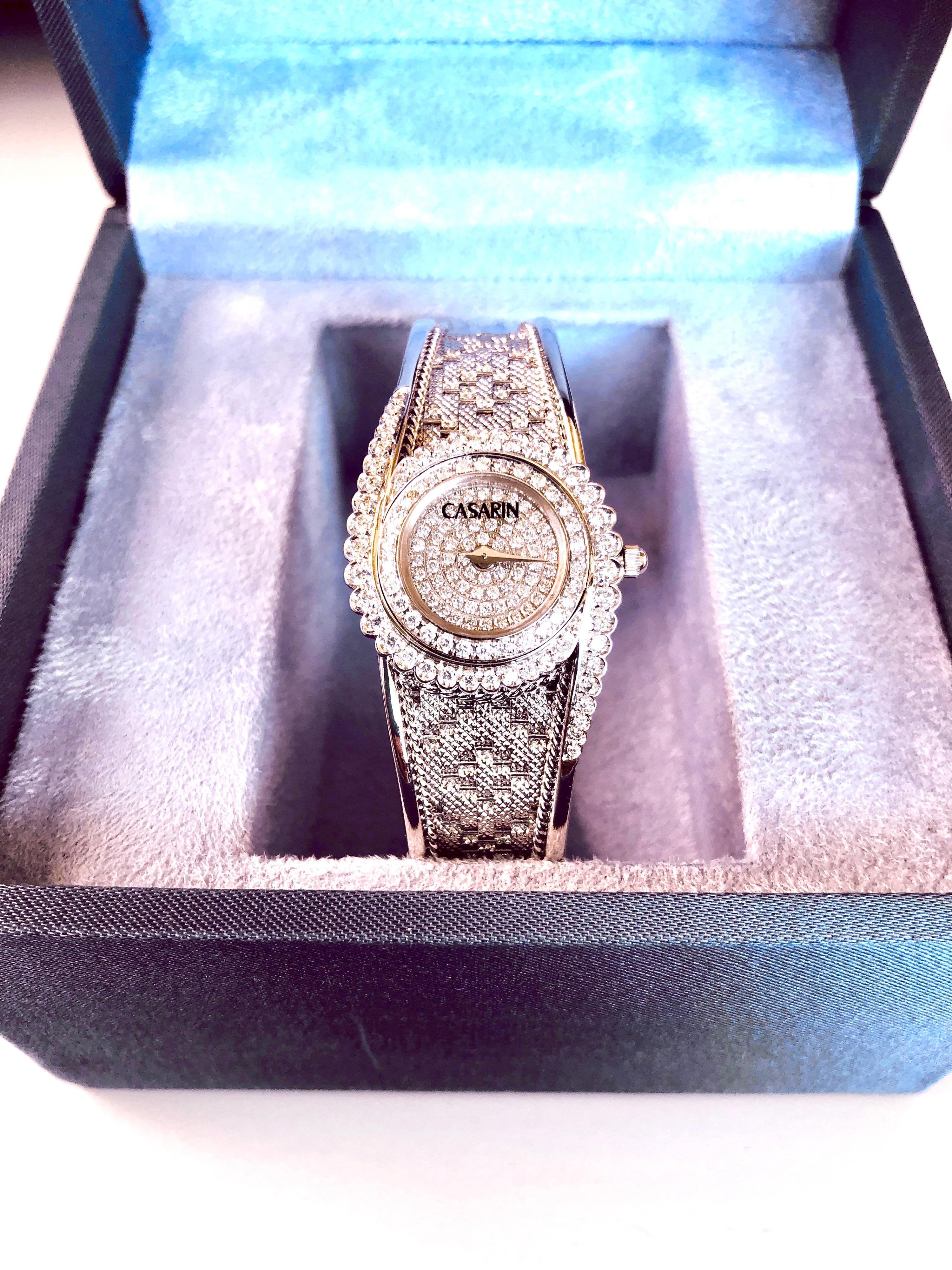 Contemporary 18 Karat Gold and Diamonds Wristwatch For Sale