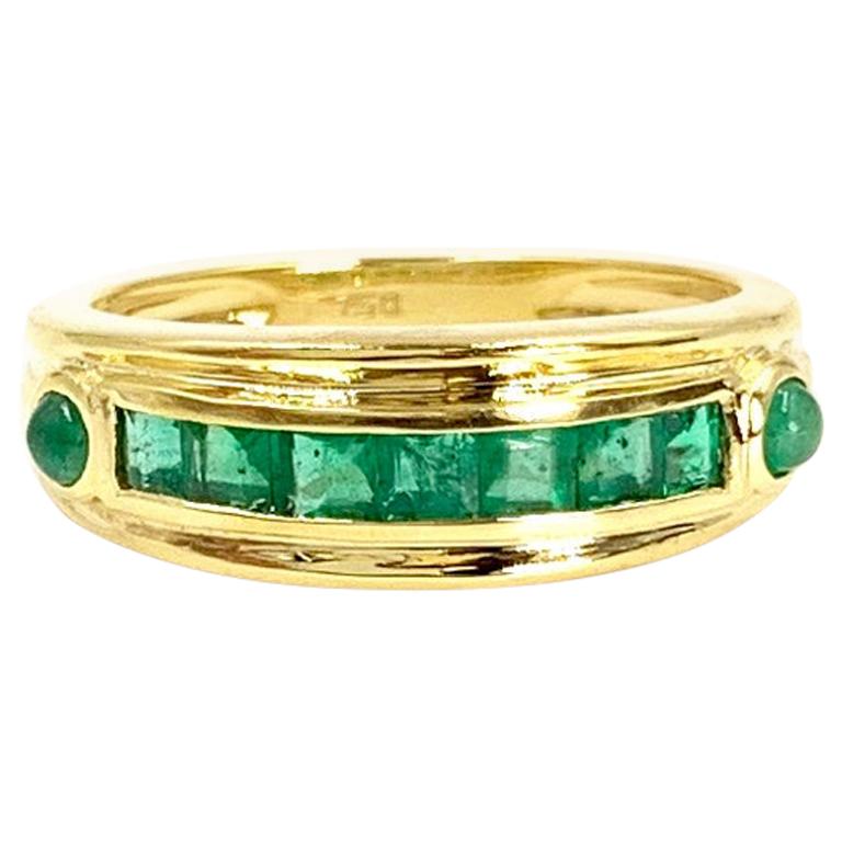 18 Karat Gold and Emerald Band Ring For Sale at 1stDibs