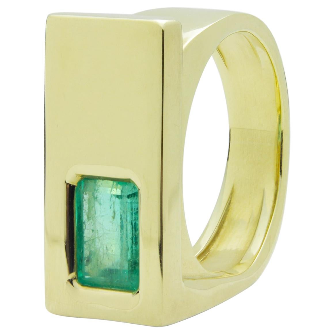 18 Karat Gold and Emerald Modernist Men's Ring