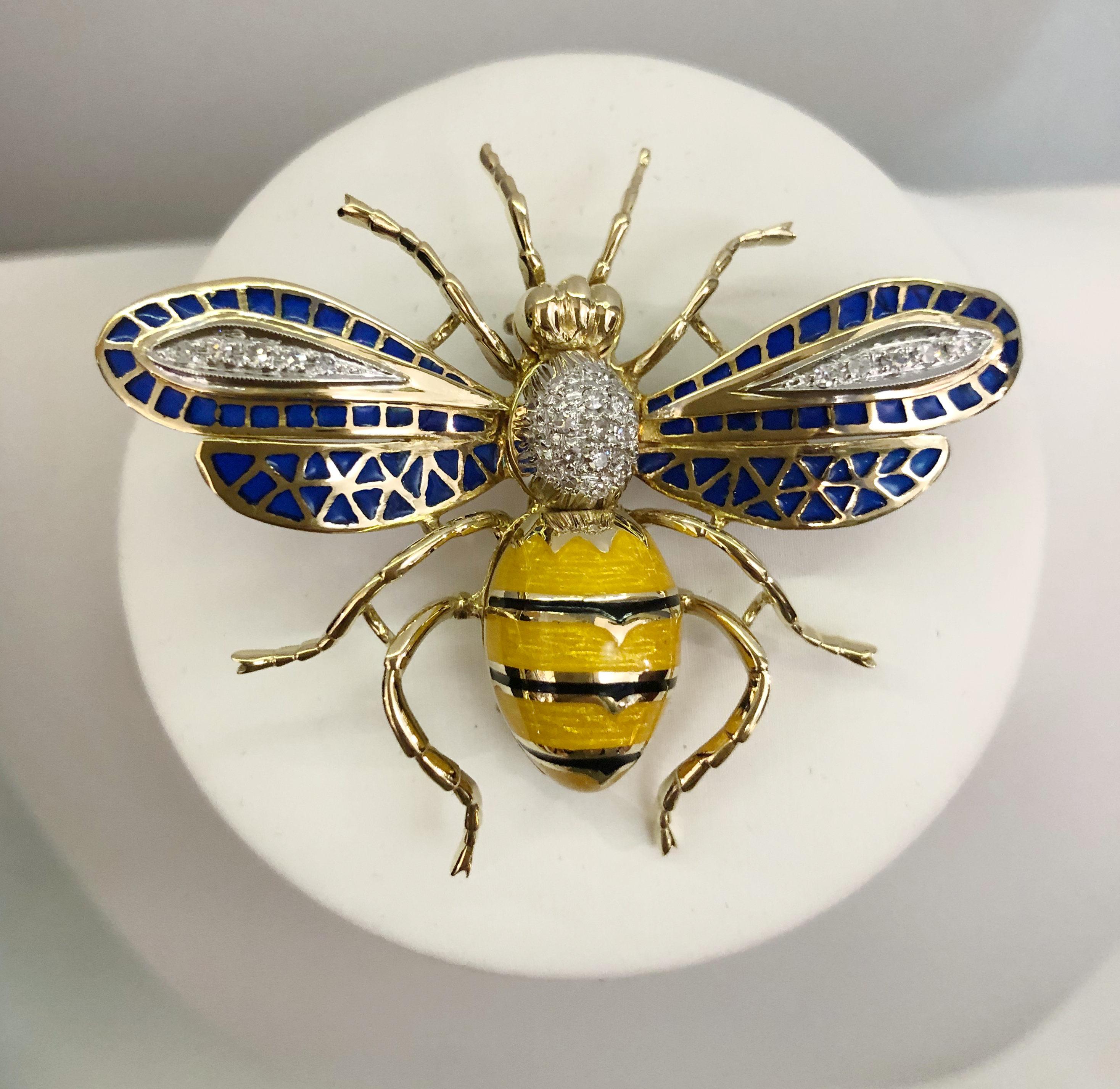 Vintage 18 karat yellow gold Bee brooch with cathedral enamels / Italy 1970s