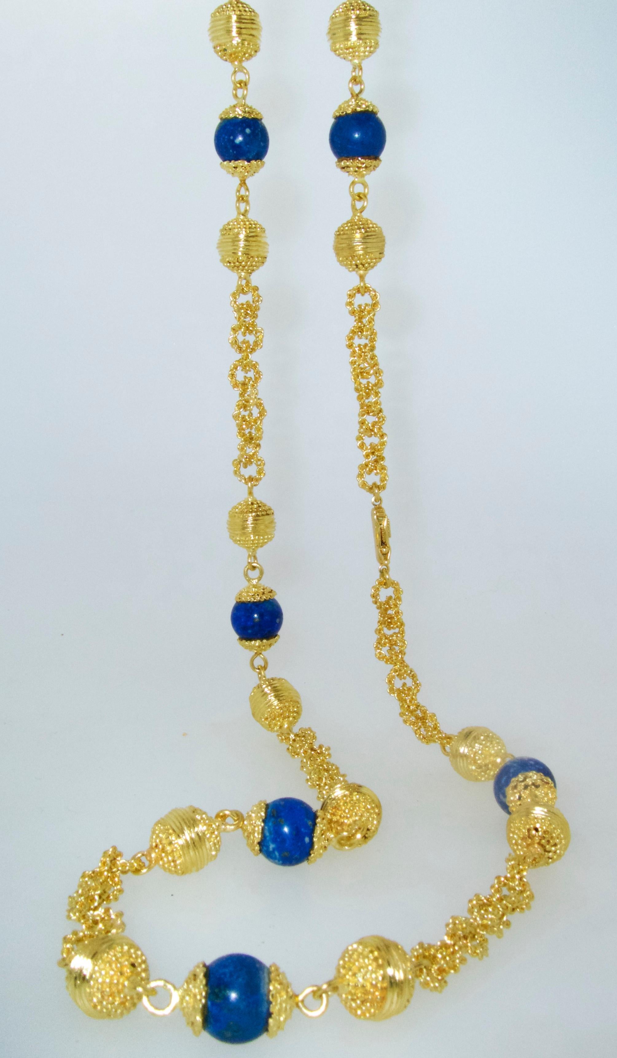 18 Karat Gold and Lapis Necklace In Excellent Condition In Aspen, CO