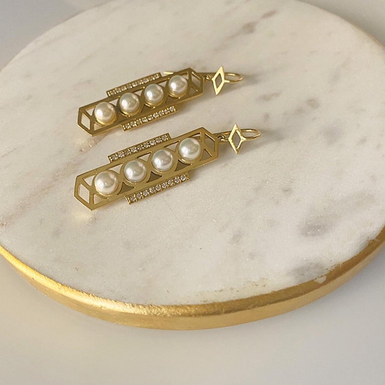 Contemporary 18 Karat Gold and Pearl Geometric Earrings with Diamonds For Sale