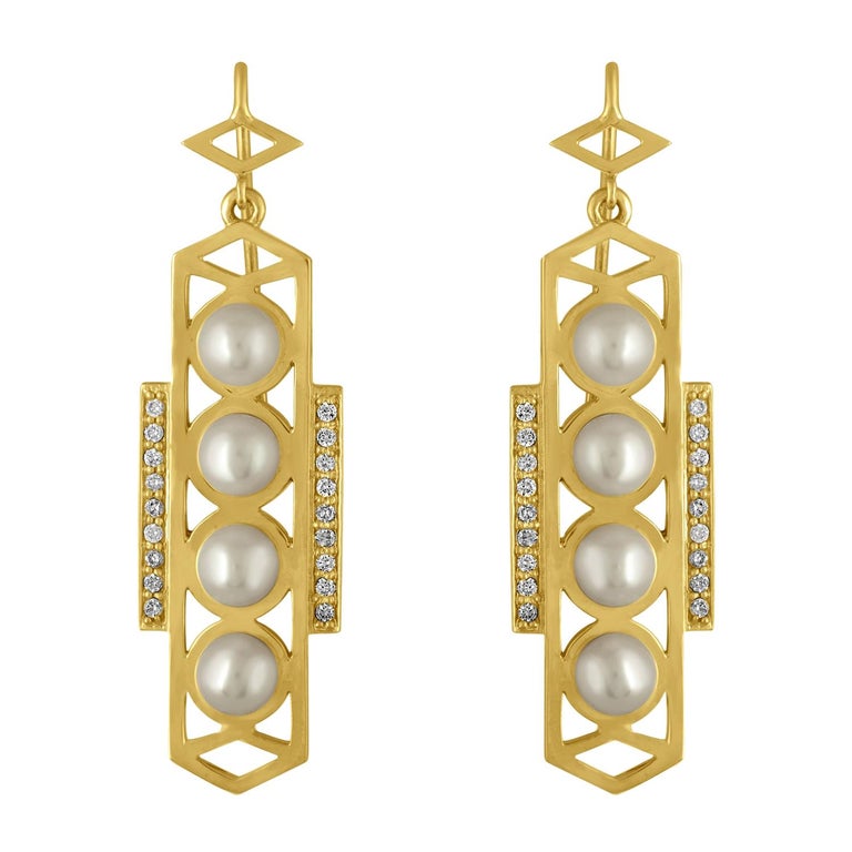 18 Karat Gold and Pearl Geometric Earrings with Diamonds For Sale