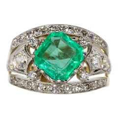 Vintage 18 karat Gold and Platinum Colombian Emerald and Diamond Ring