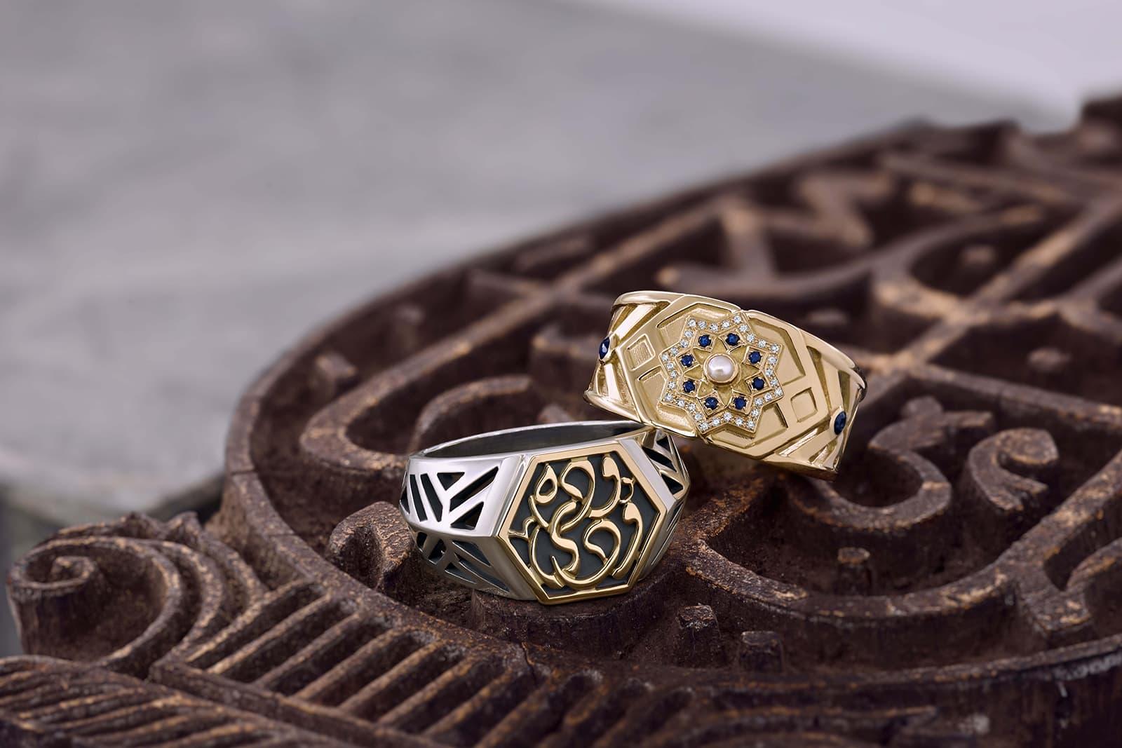 For Sale:  18 Karat Gold and Sterling Silver Mamluk Mu'ayyad Calligraphy Ring 3
