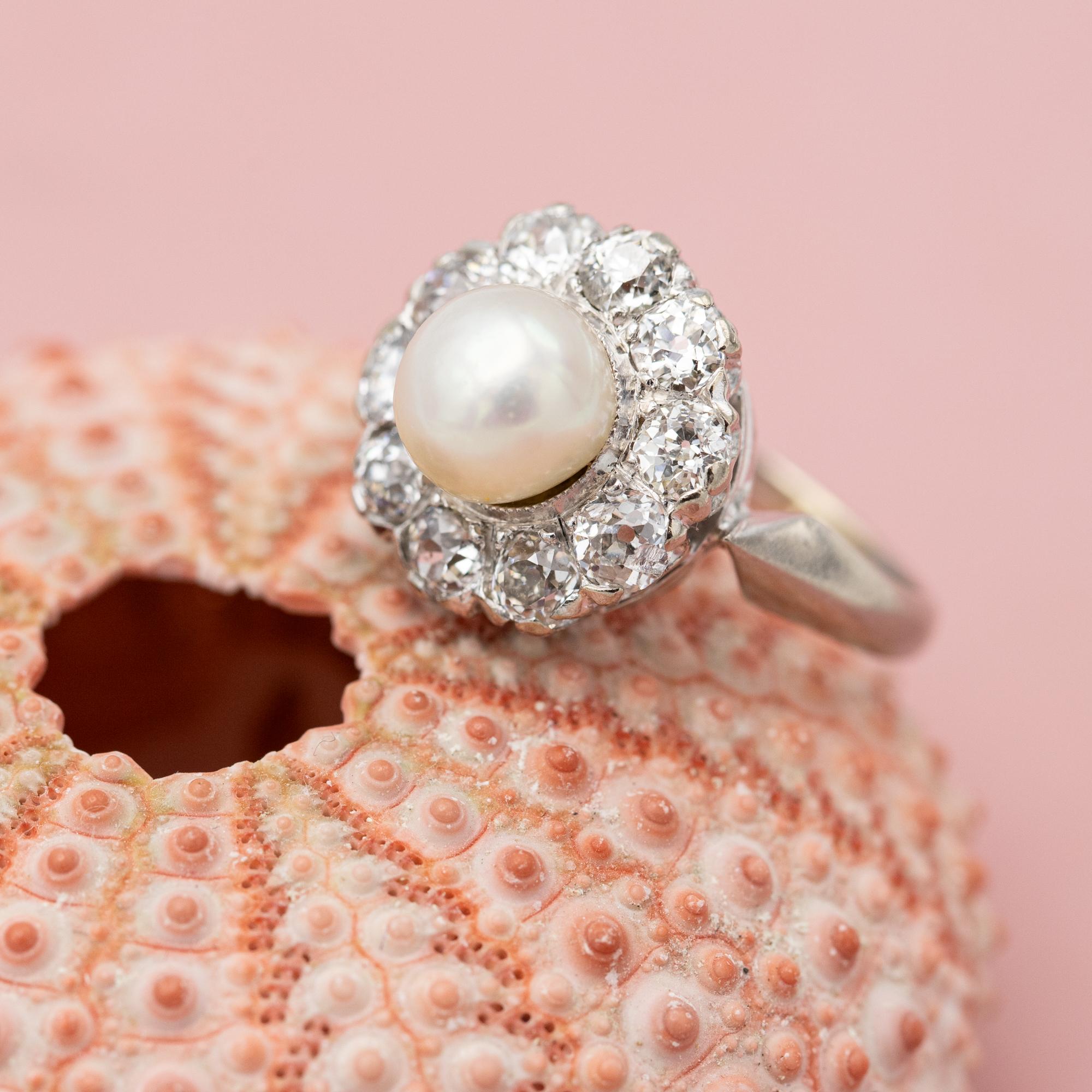 18 karat gold Antique pearl Engagement ring - Edwardian Old miner cut diamonds 8
