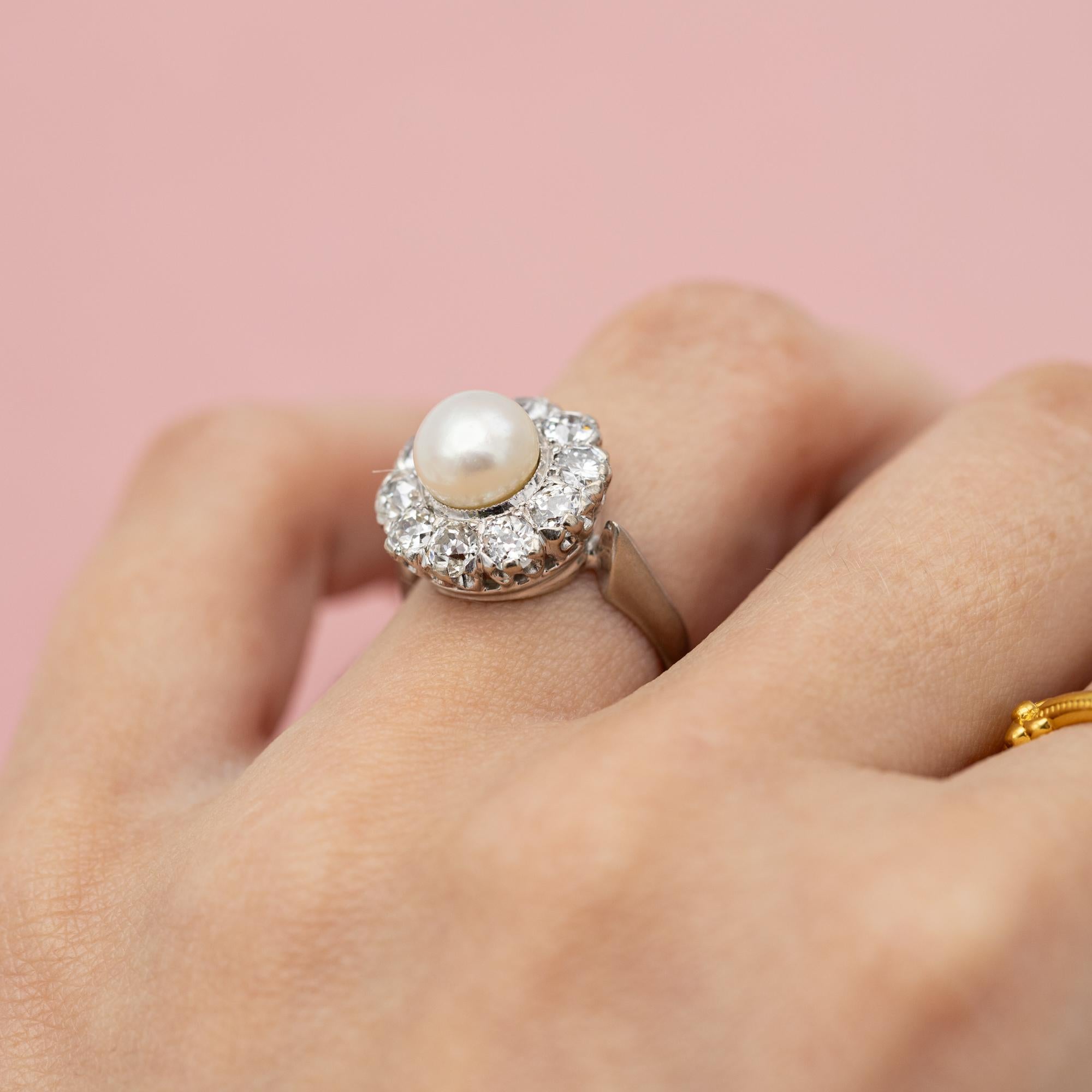 18 karat gold Antique pearl Engagement ring - Edwardian Old miner cut diamonds 1