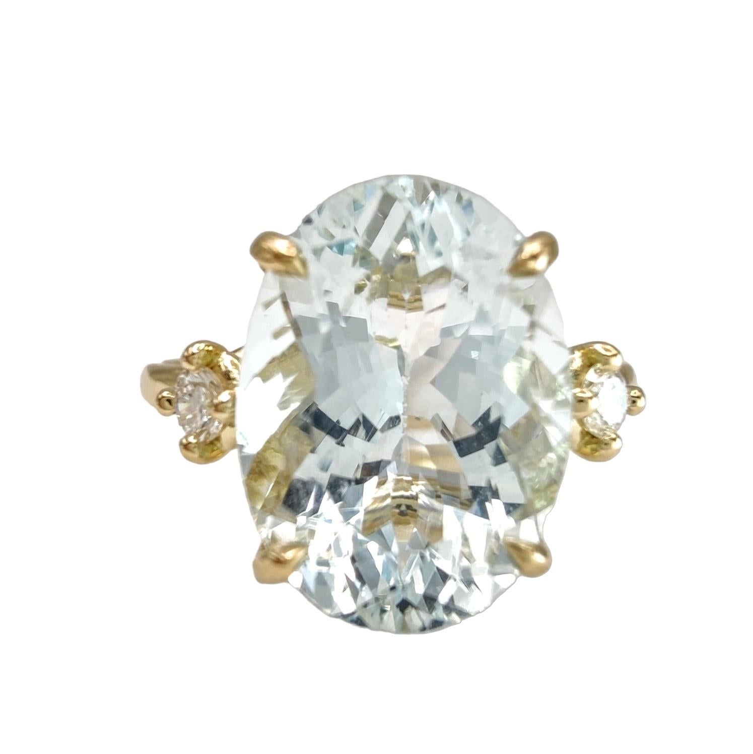 18 karat Gold Aquamarin Ring Diamonds, for weddings, engagements, proposals gift 2