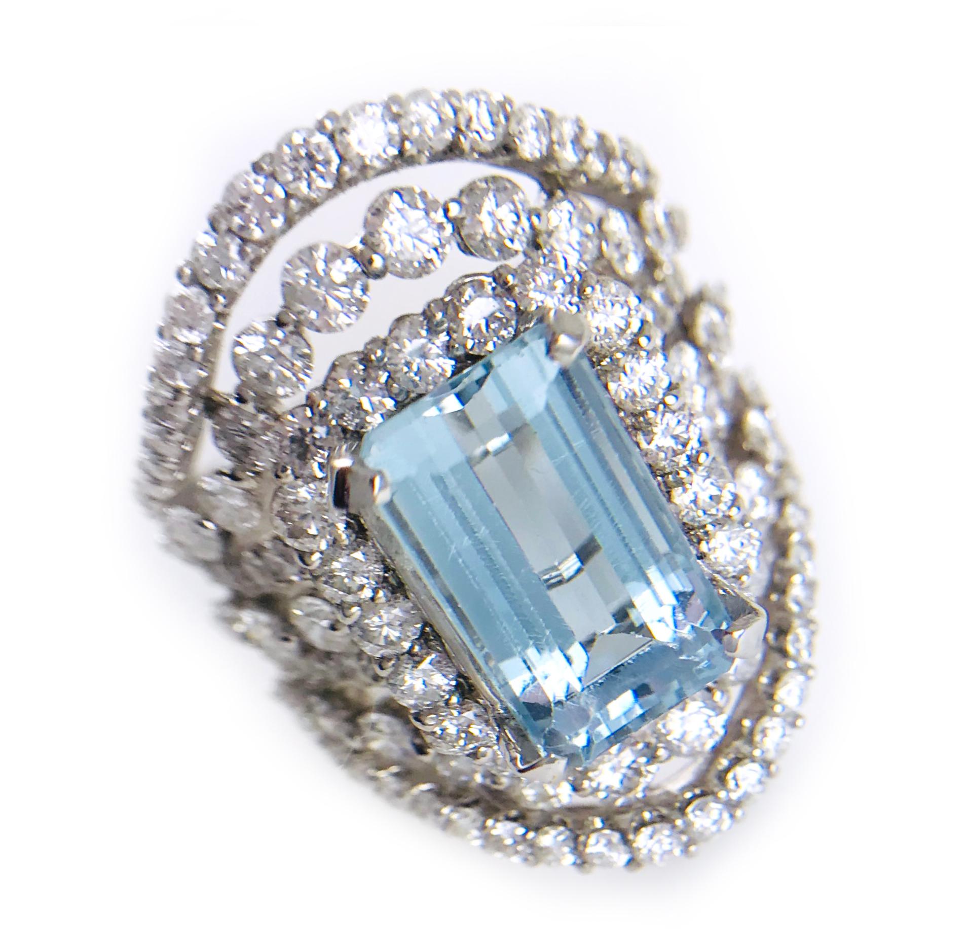Contemporary Step-Cut Aquamarine Cocktail Ring, 6.5 Carats For Sale