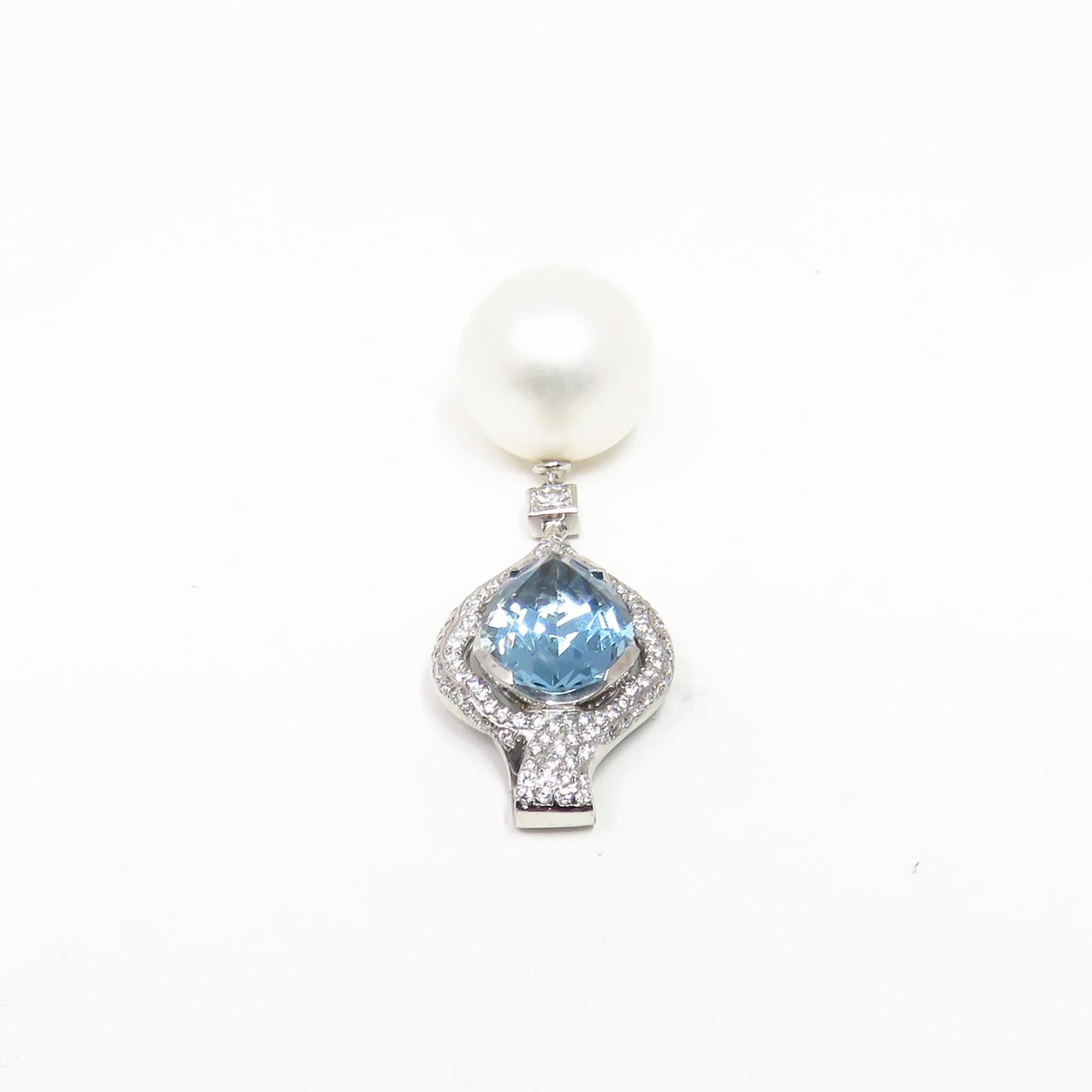 18 Karat Gold Aquamarine South Sea Pearl VS Diamond Necklace Pendant 1