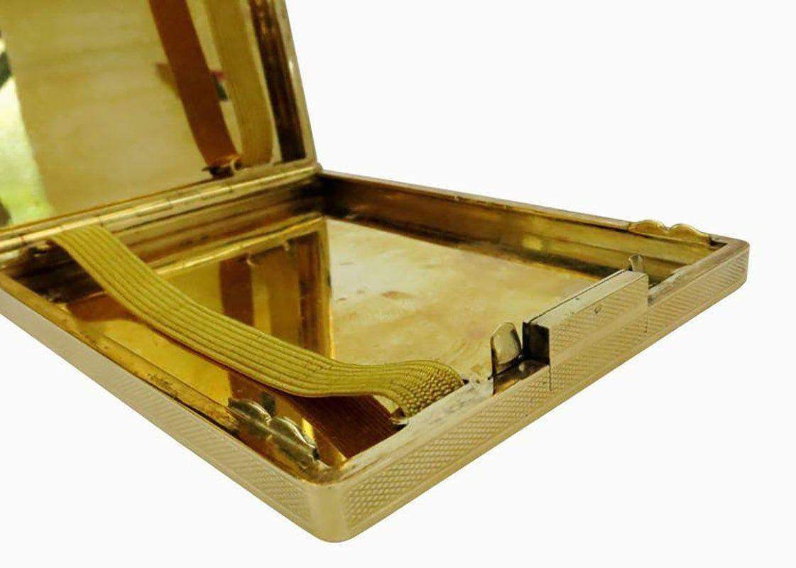American 18-Karat Gold Art Deco Cigarette Case For Sale