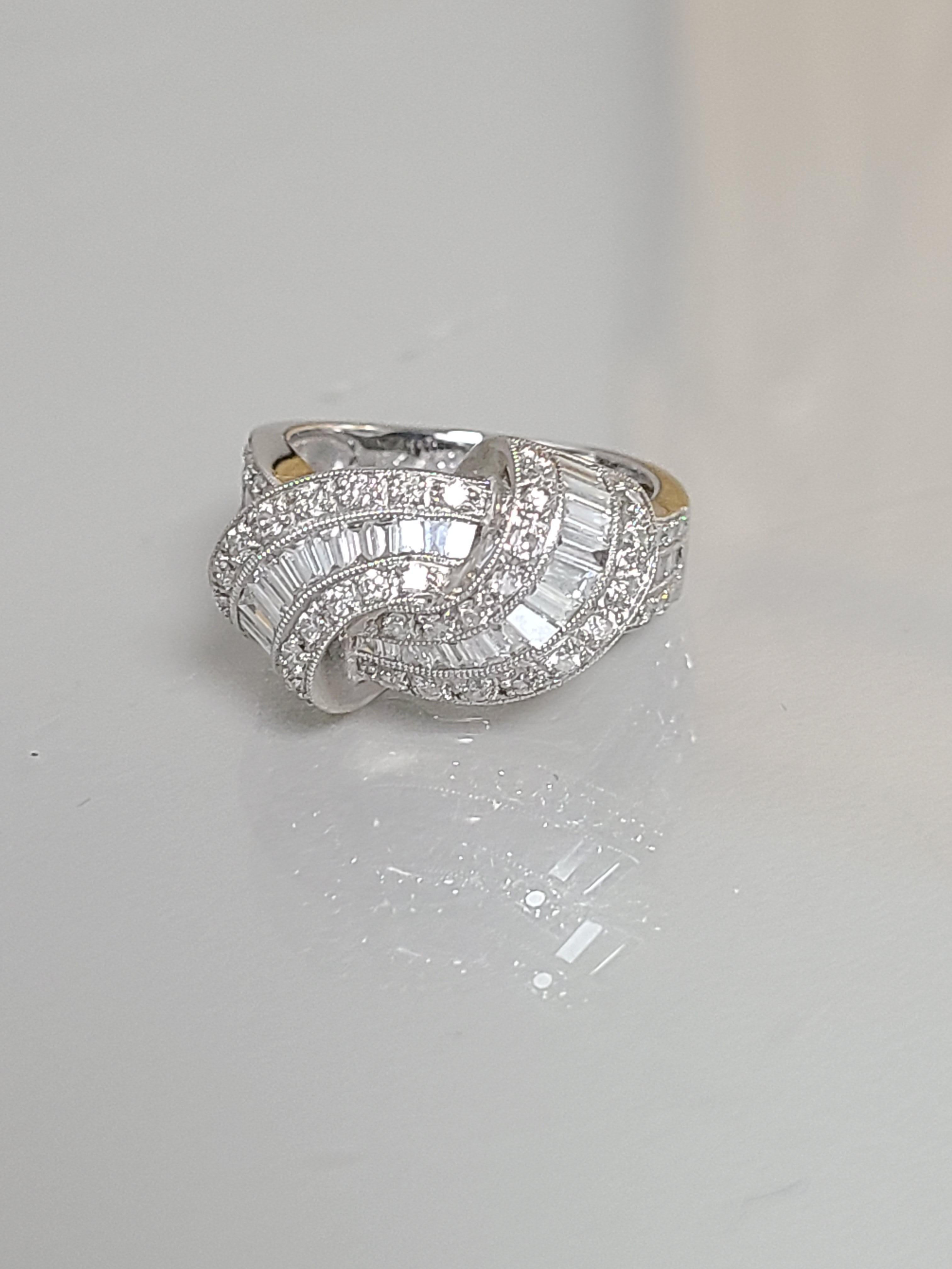 18 Karat Gold Art Deco Diamond Ring In Good Condition In Hong Kong, HK