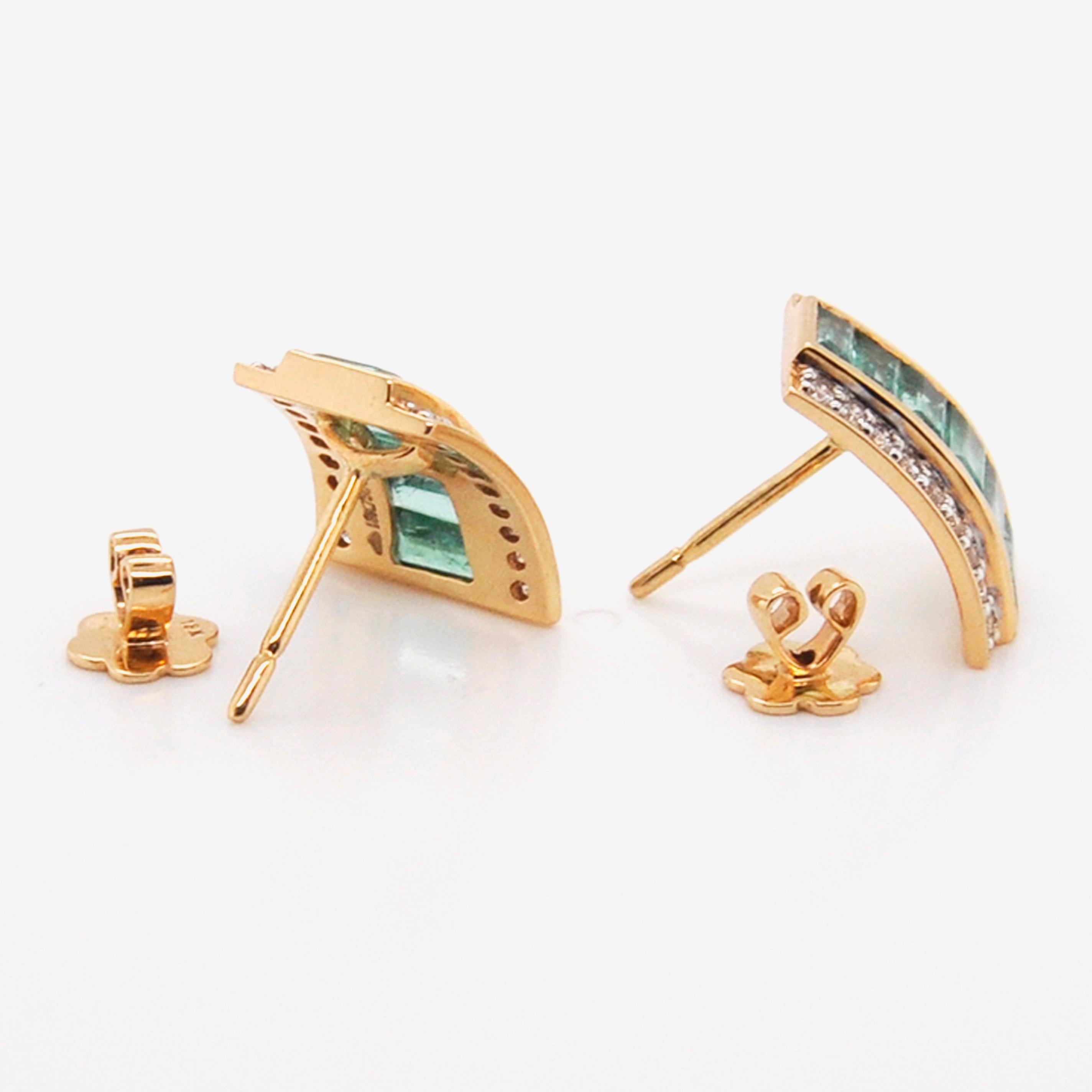 18 Karat Gold Art Deco Mint Green Emerald Baguette Diamond Stud Earrings 1