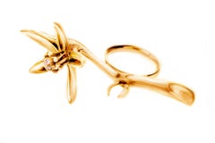 Eighteen Karat Gold Art Nouveau Style Orange Flower Cocktail Ring