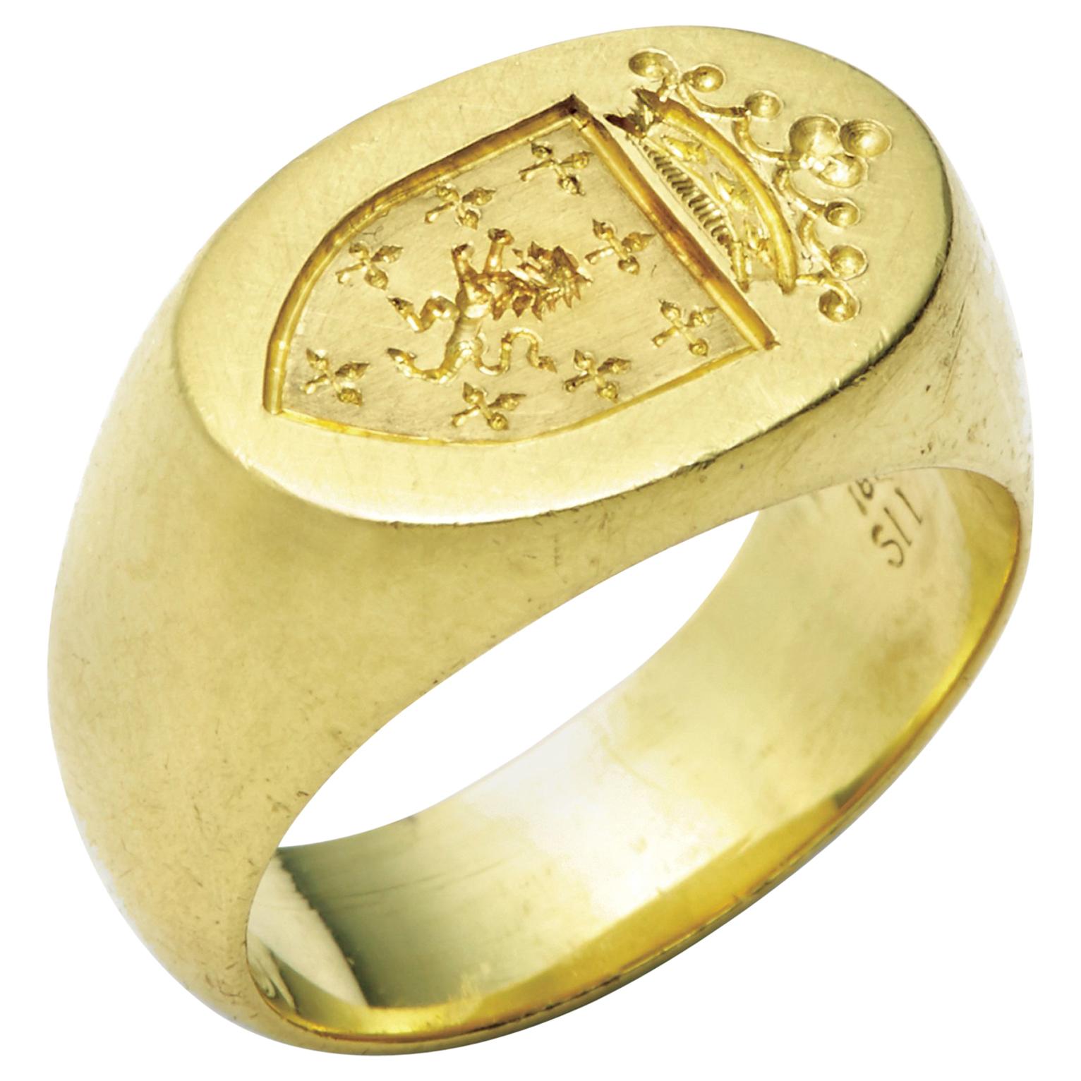 18 Karat Gold Ashley Oval Signet Ring with Custom-Designed, Hand-Engraved Crest