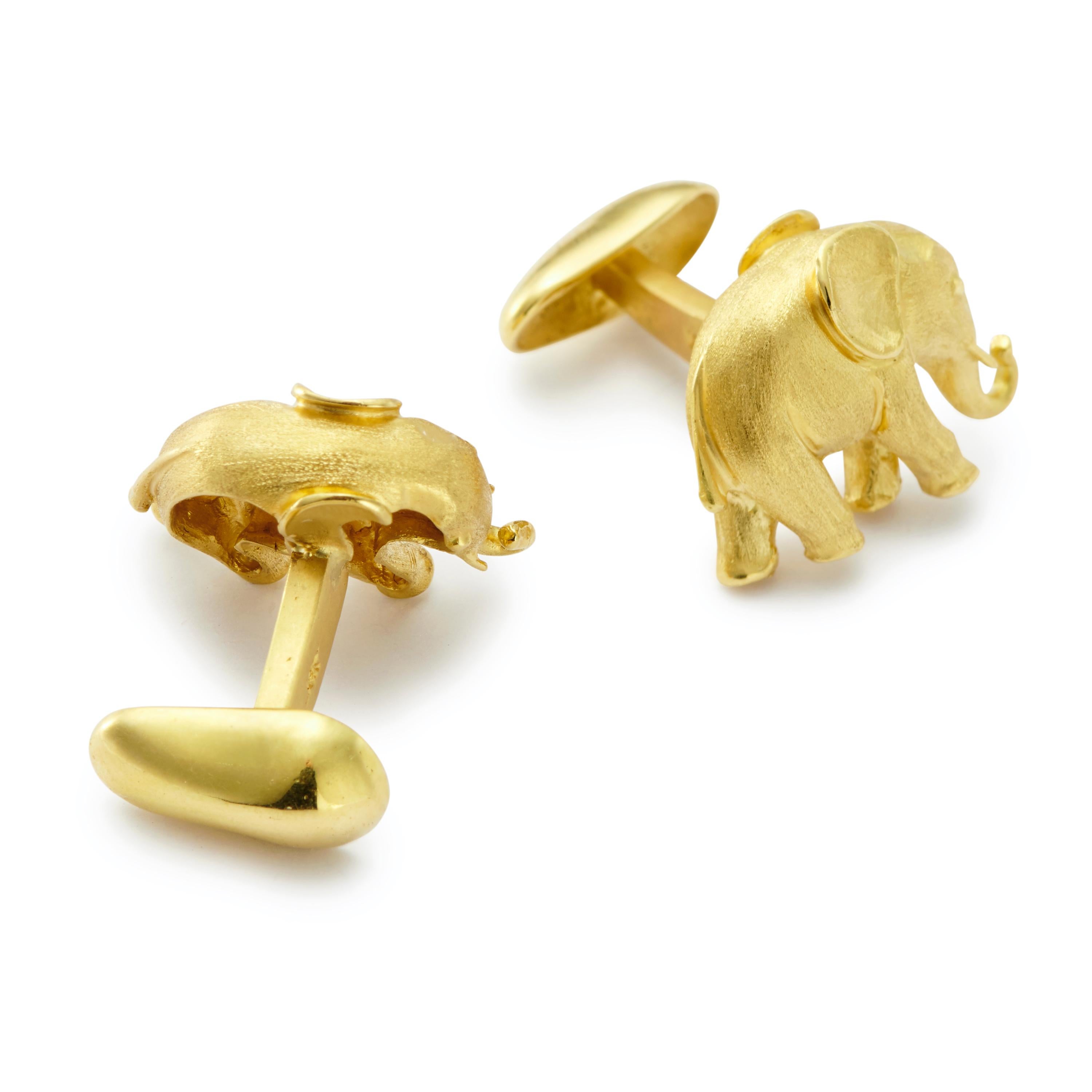 18kt gold baby elephant cufflinks