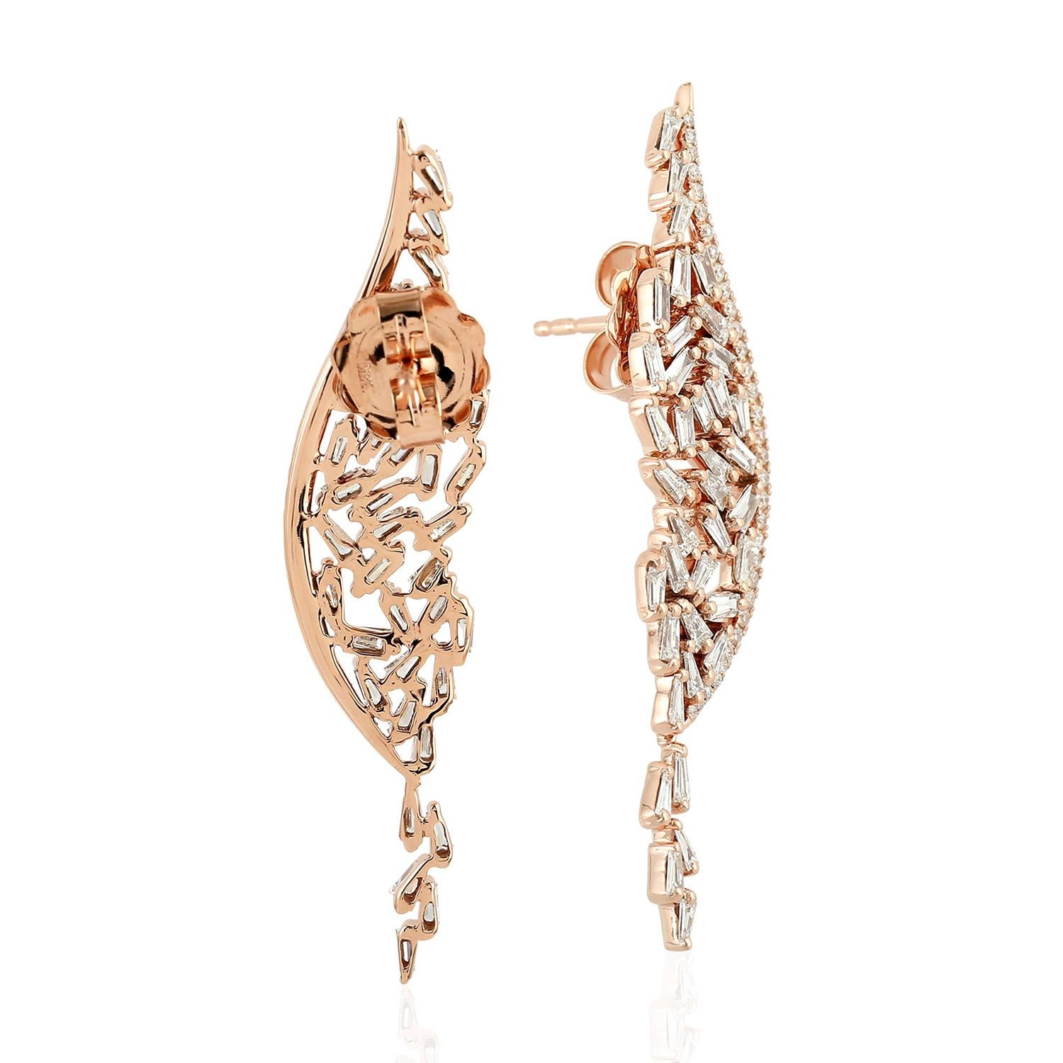 Modern Baguette Diamond 18 Karat Gold Earrings For Sale