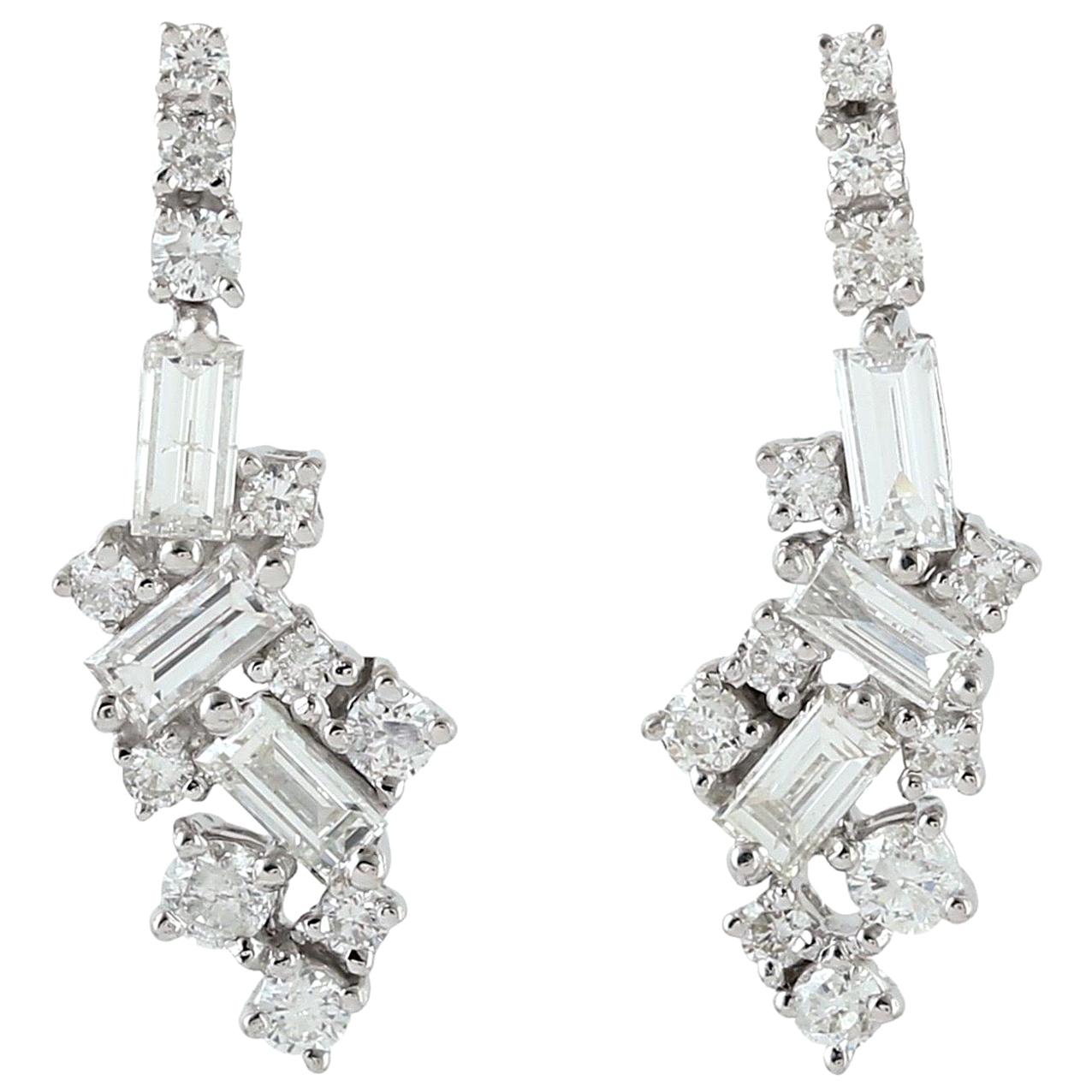 18 Karat Gold Baguette Diamond Stud Earrings