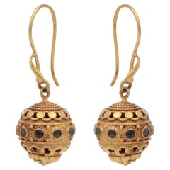 boucles d'oreilles boule en or 18 carats avec émeraudes