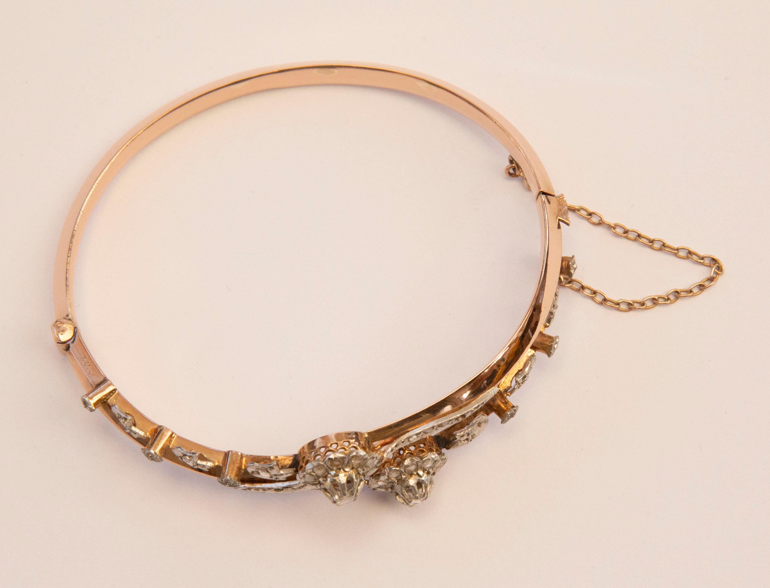 Edwardian 18 Karat Gold Bangle Rigid Bracelet With 36 Rose Cut Diamonds Set in Platinum For Sale