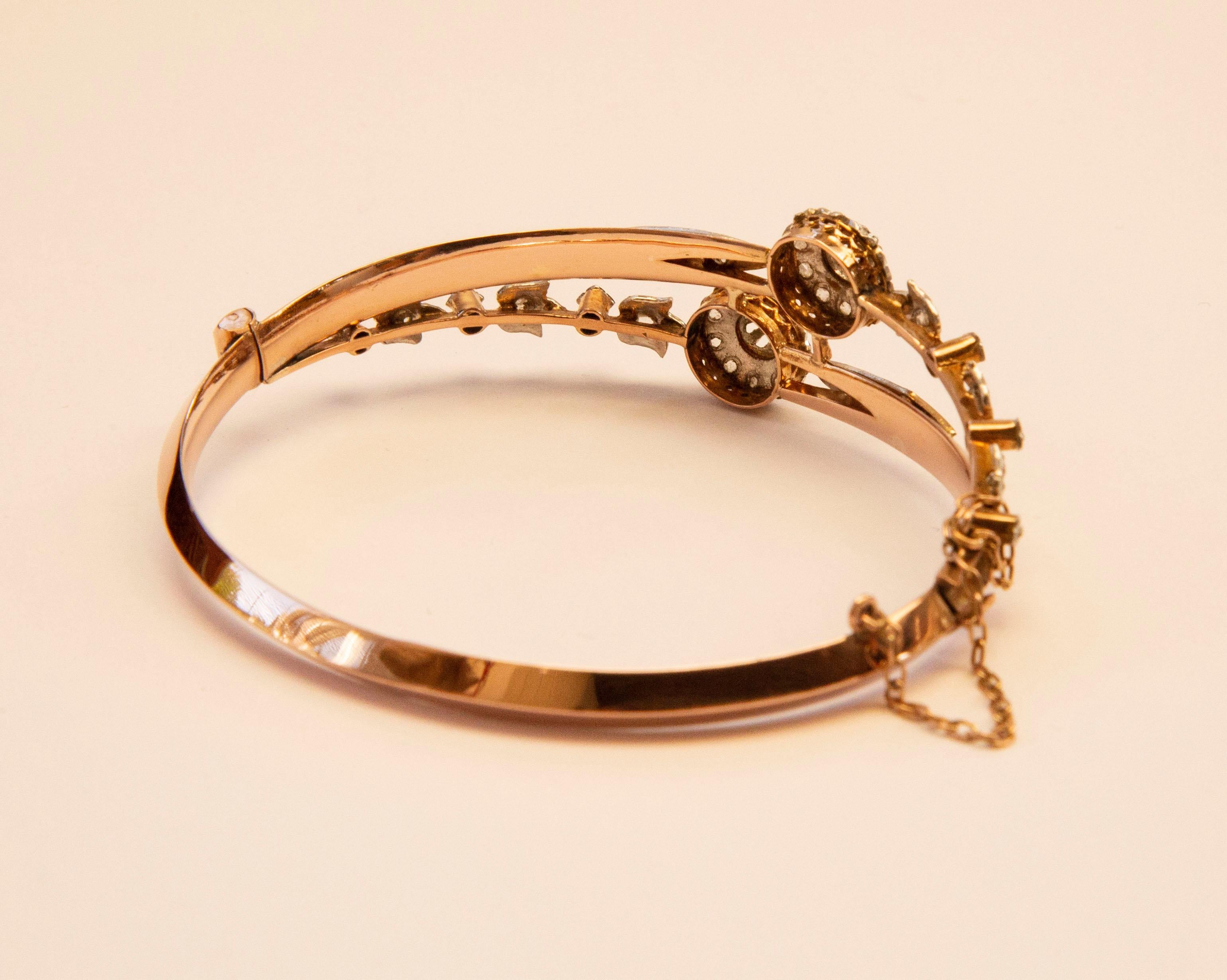 Bracelet jonc rigide en or 18 carats avec 36 diamants taille rose sertis en platine en vente 2