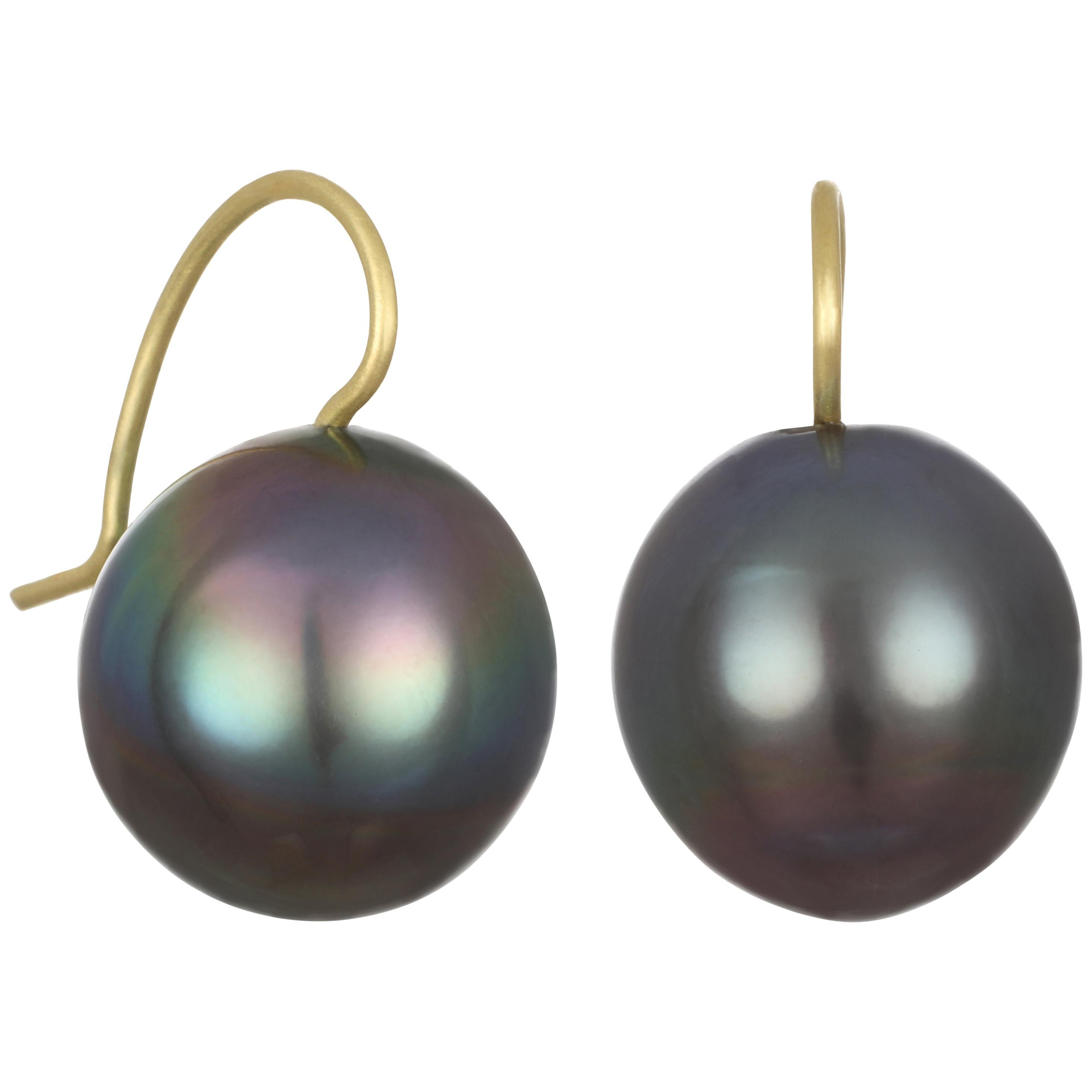 18 Karat Gold Black Tahitian Cultured Pearl Drop Earrings