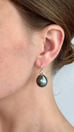 Faye Kim 18 Karat Gold Black Tahitian Pearl and Diamond Earrings