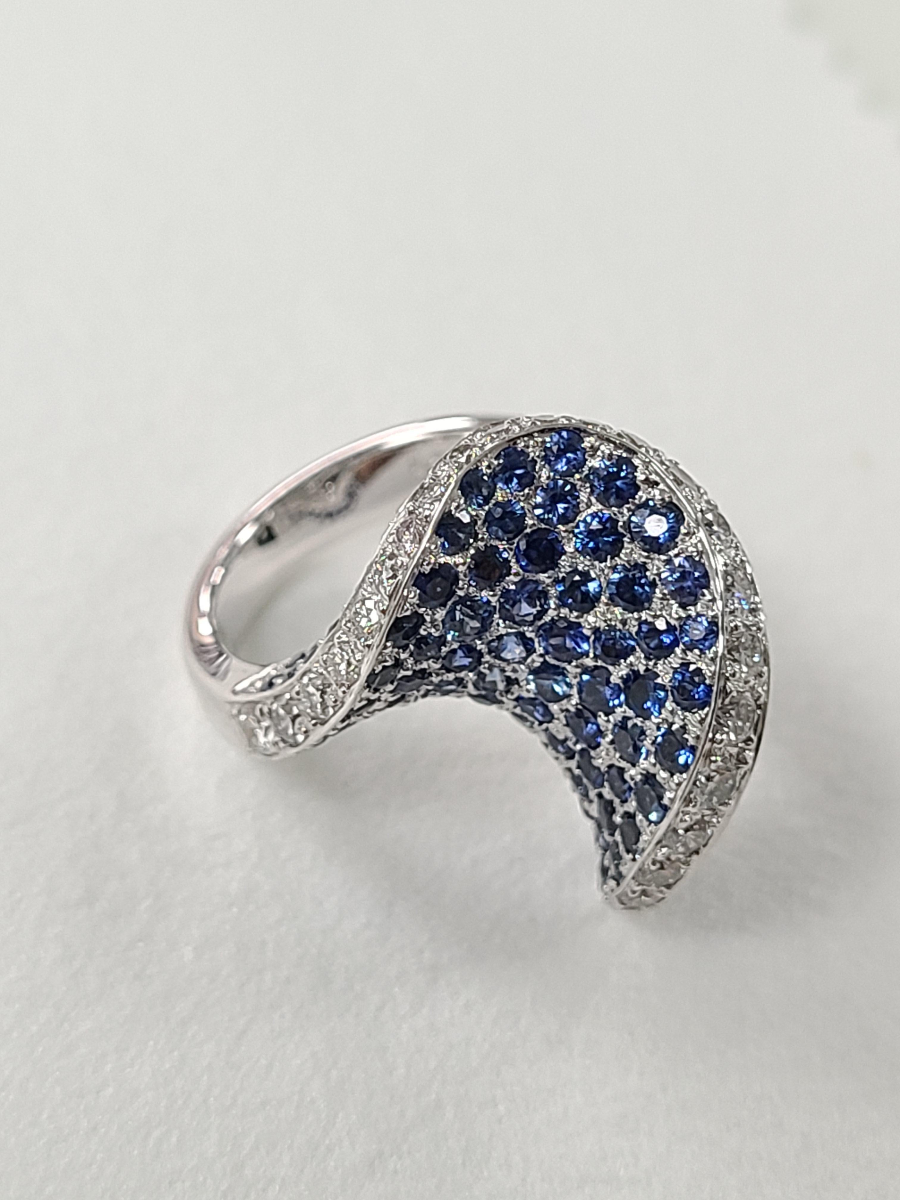 Women's 18 Karat Gold Blue Sapphire and Diamond Ring