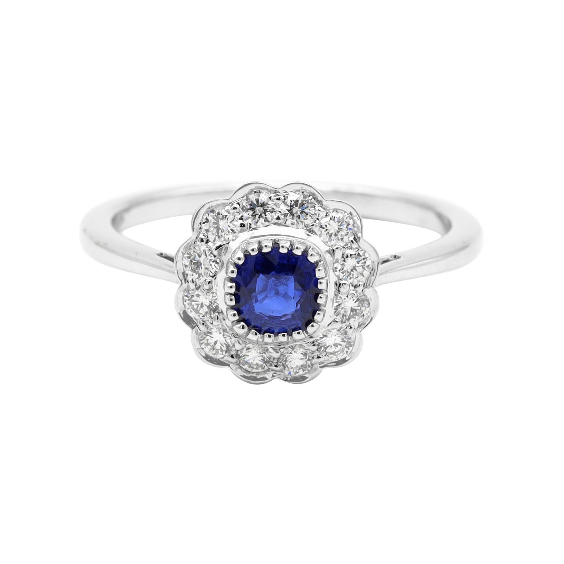 18 Karat Gold Blue Sapphire Cushion and Diamond Cluster Ring in Art-Deco Style