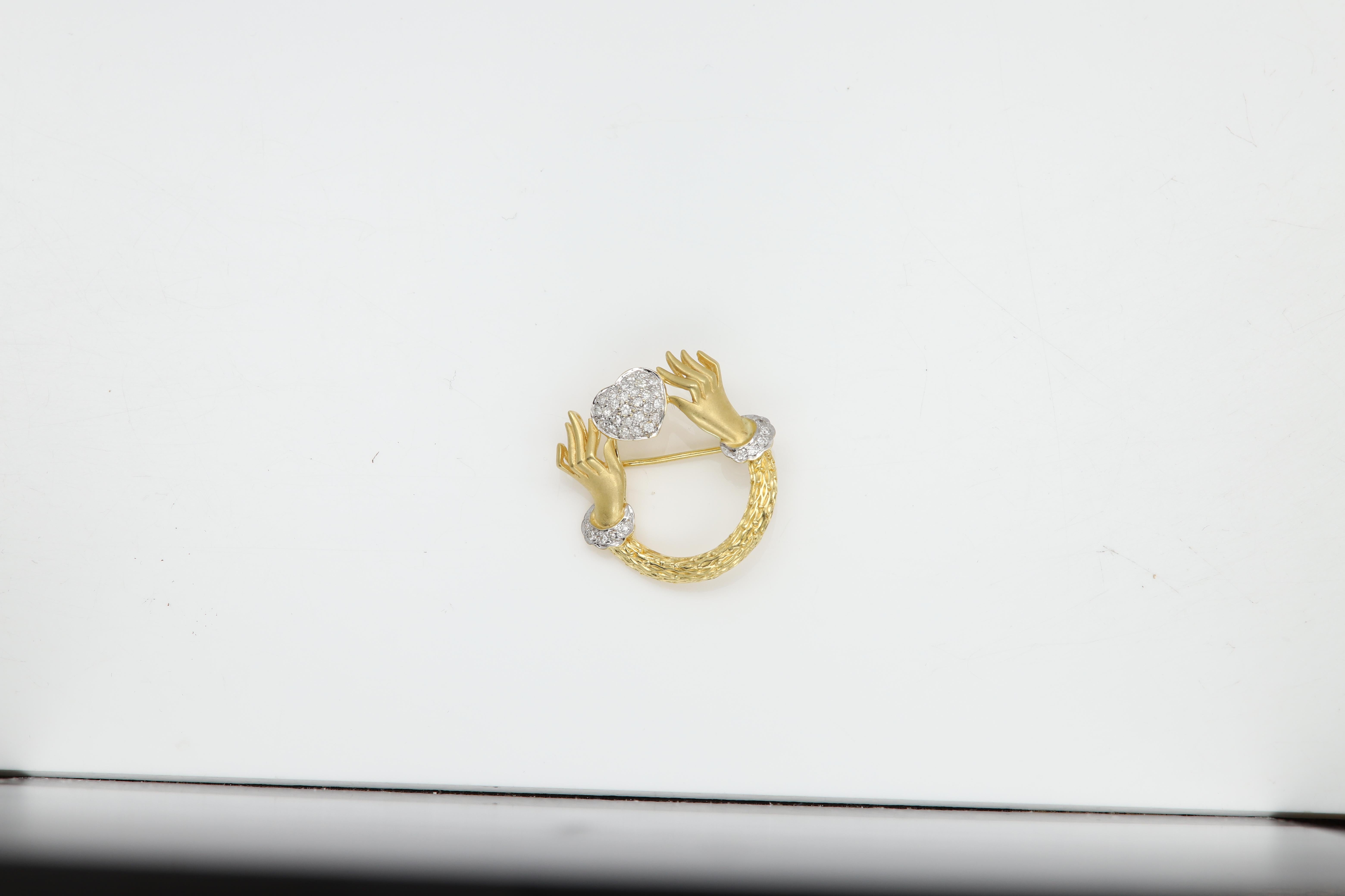 Women's 18 Karat Gold Brooch Pin Circa 1960 Love Heart Hands Brooch Pin Love Heart Pin For Sale