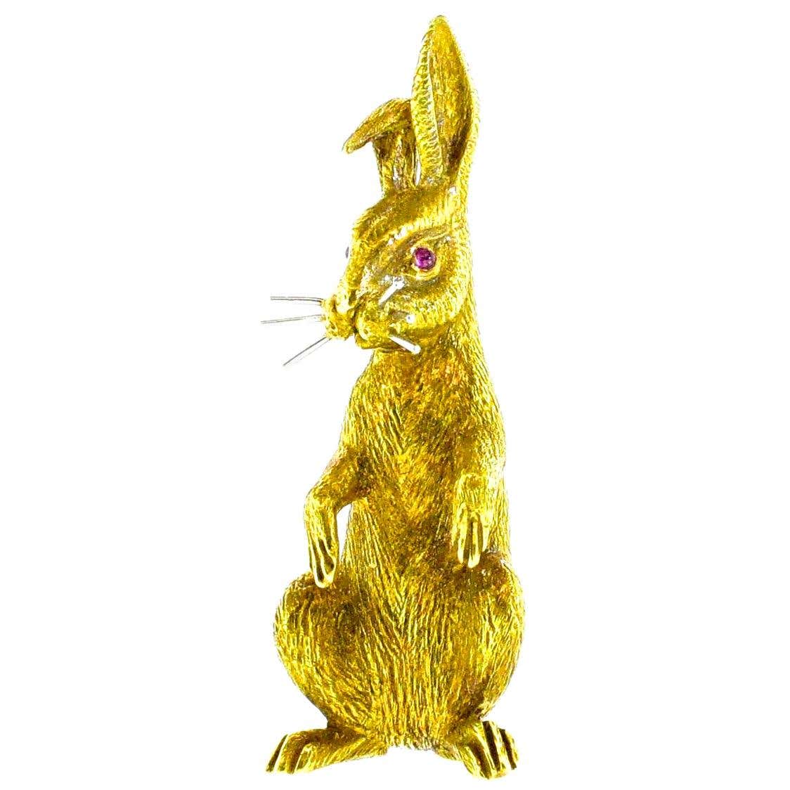 18 Karat Gold Bunny Rabbit brooch, circa 1960 at 1stDibs
