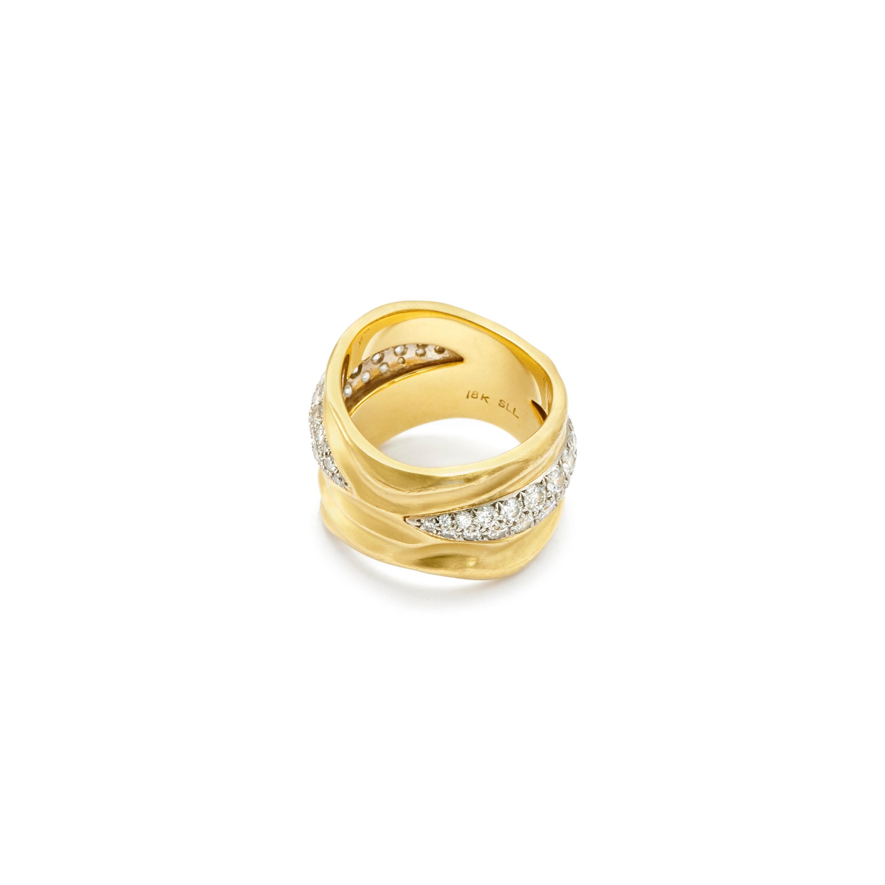 Contemporary Susan Lister Locke 18K Gold Burst Ring with 1.80 Carat Brilliant Cut Diamonds