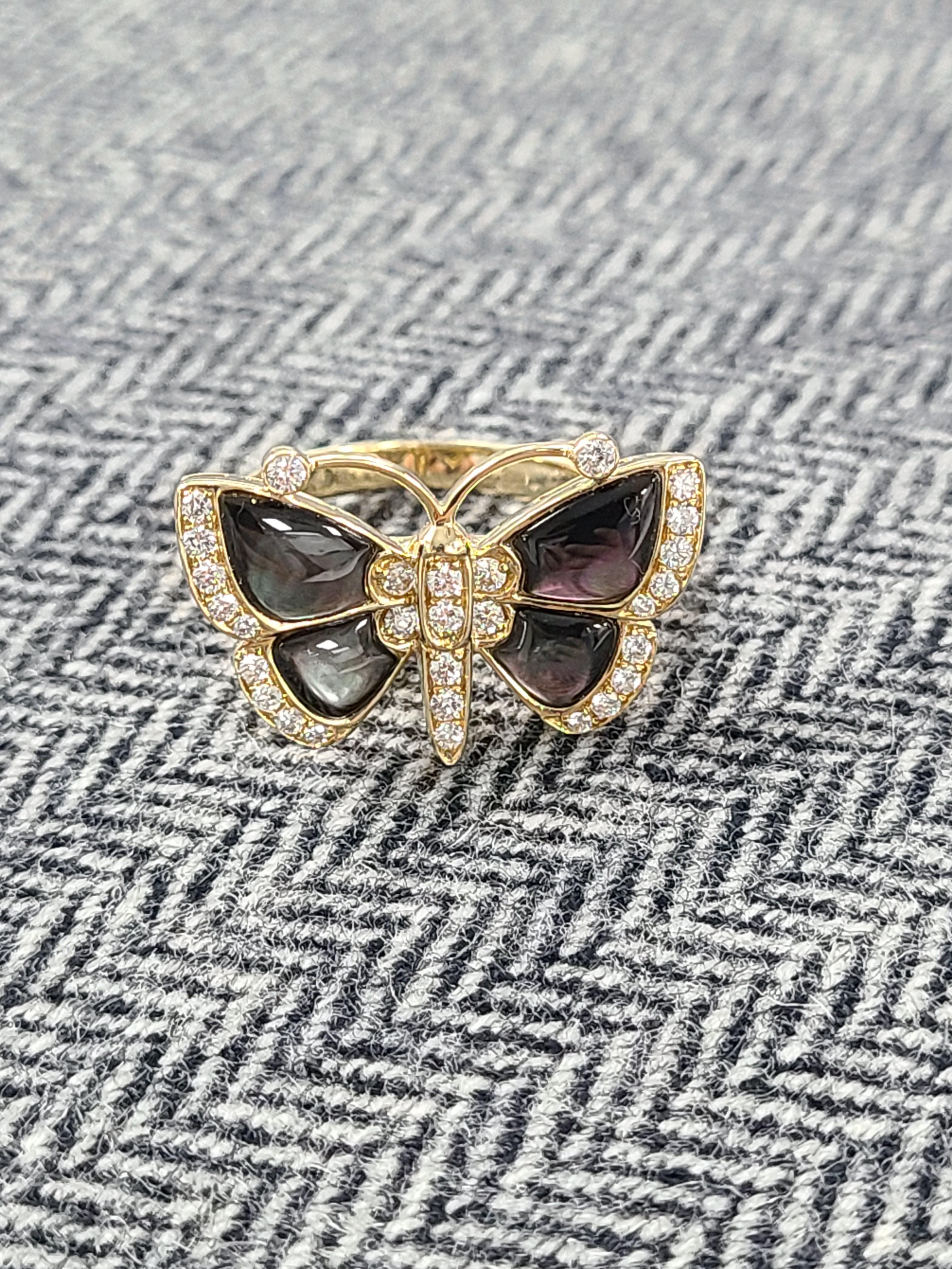 Women's 18 Karat Gold Butterfly Designer Ring with Diamonds For Sale