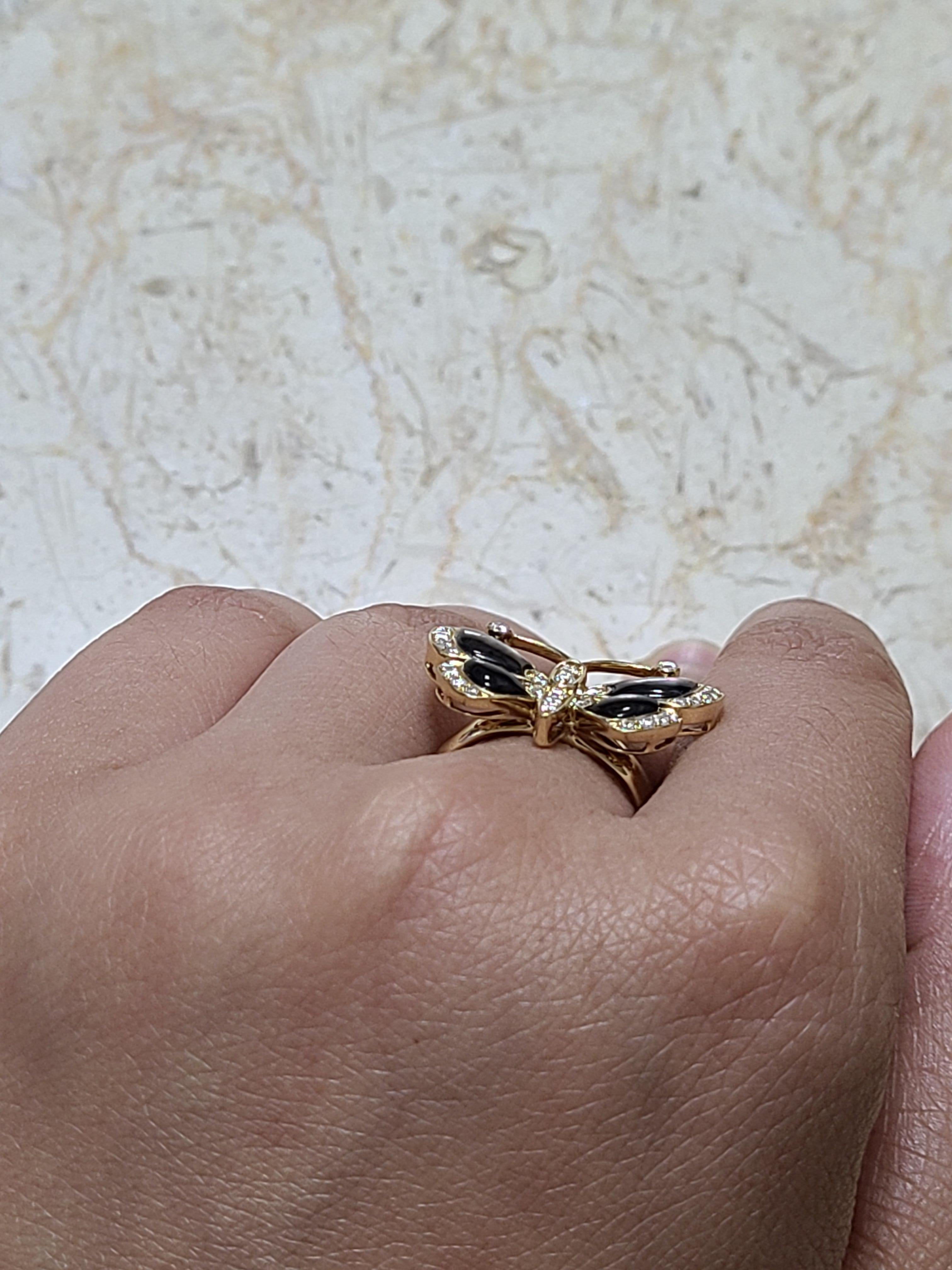 18 Karat Gold Butterfly Designer Ring with Diamonds For Sale 1