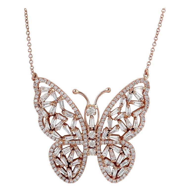 18 Karat Gold Butterfly Diamond Pendant Necklace For Sale (Free