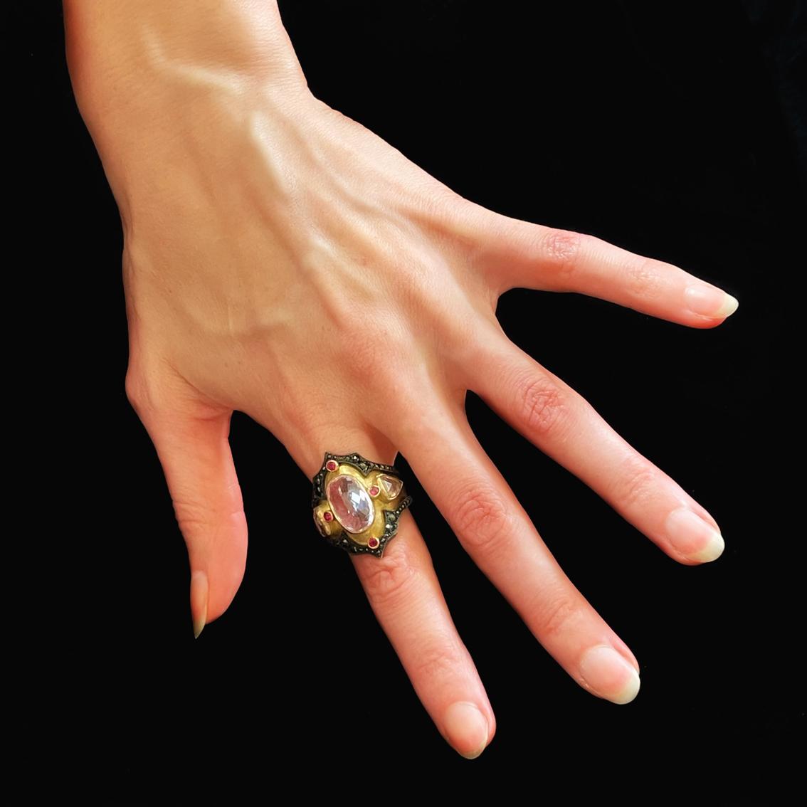 18Kt Yellow Gold Ring, Blackened Silver, Kunzite, Rubies, White & Black Diamonds For Sale 6