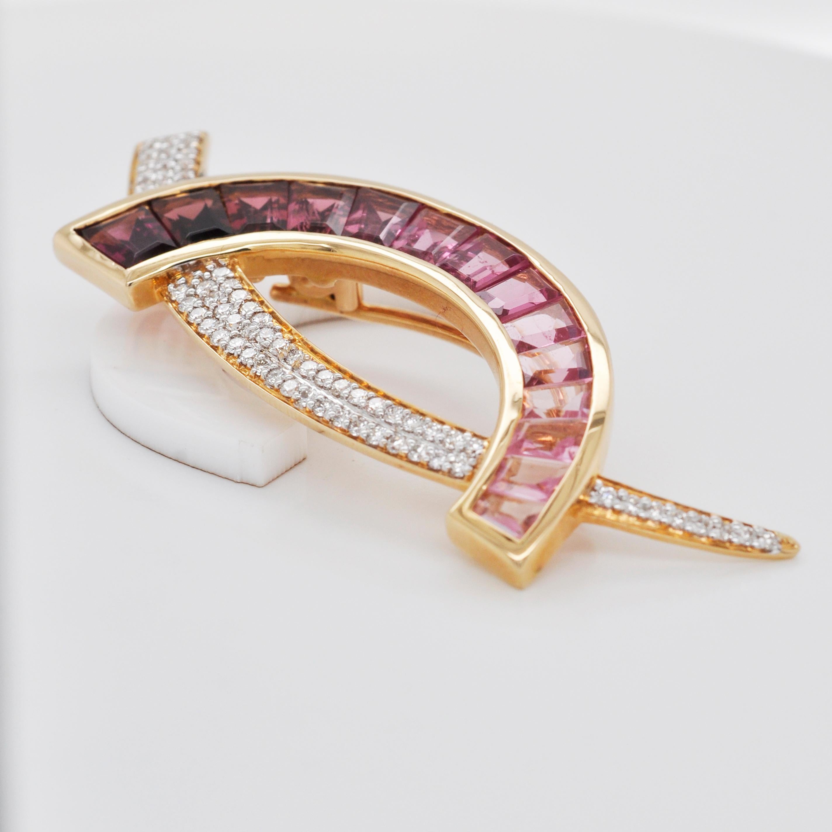 18 Karat Gold Caliber Cut Pink Tourmaline Taper Baguette Diamond Brooch Pendant  In New Condition In Jaipur, Rajasthan