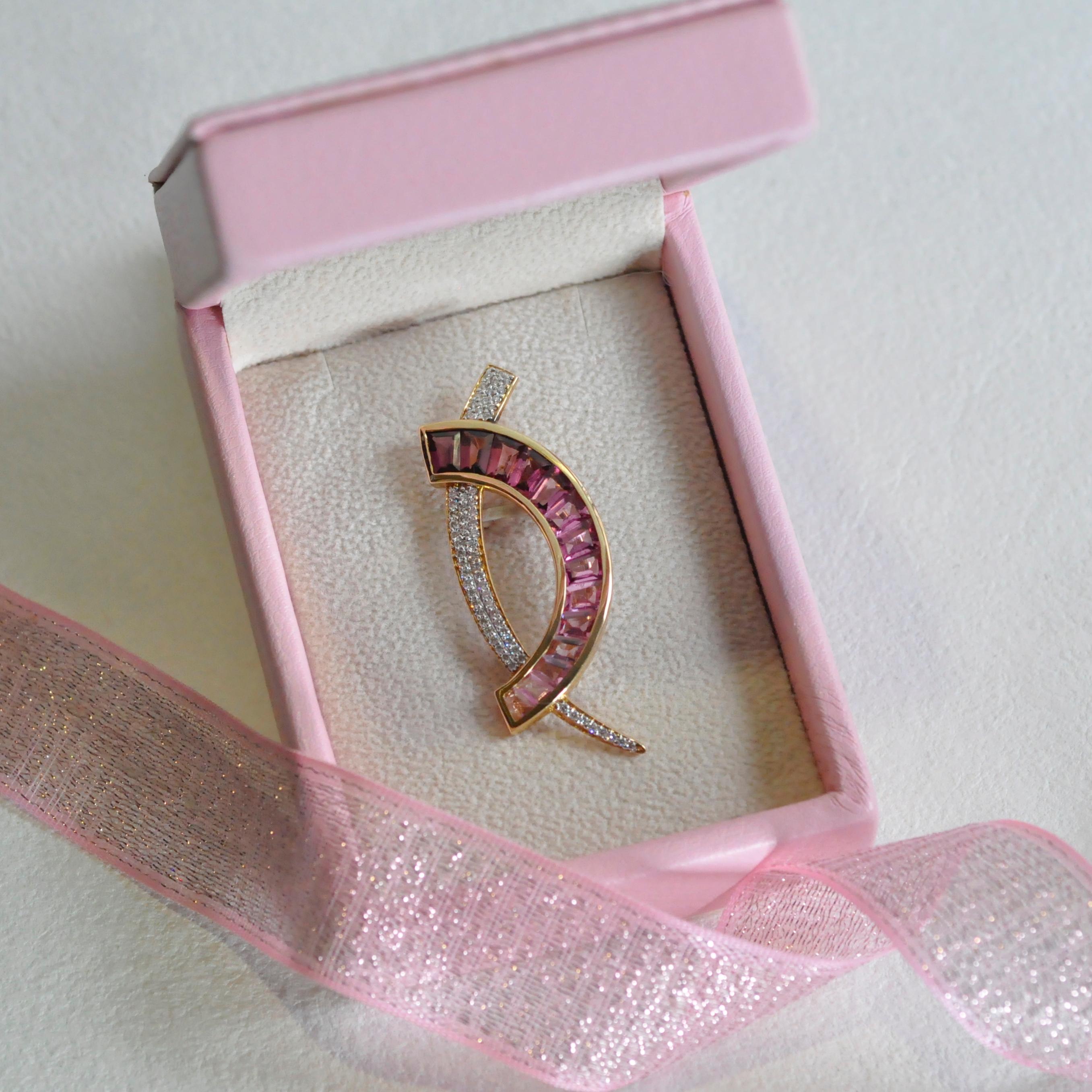 18 Karat Gold Caliber Cut Pink Tourmaline Taper Baguette Diamond Brooch Pendant  3