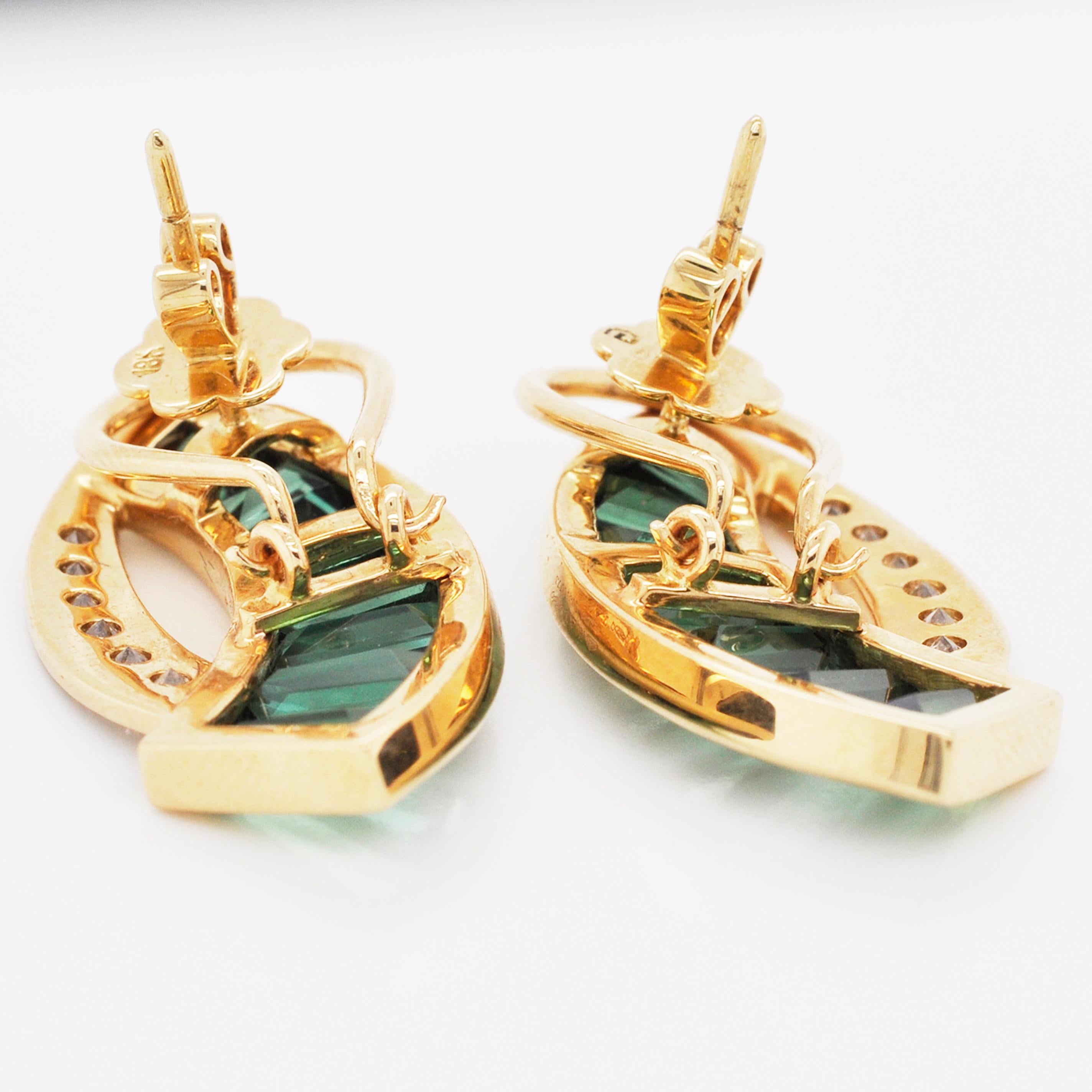 18 Karat Gold Caliber Cut Teal Green Tourmaline Baguette Diamond Stud Earrings For Sale 4