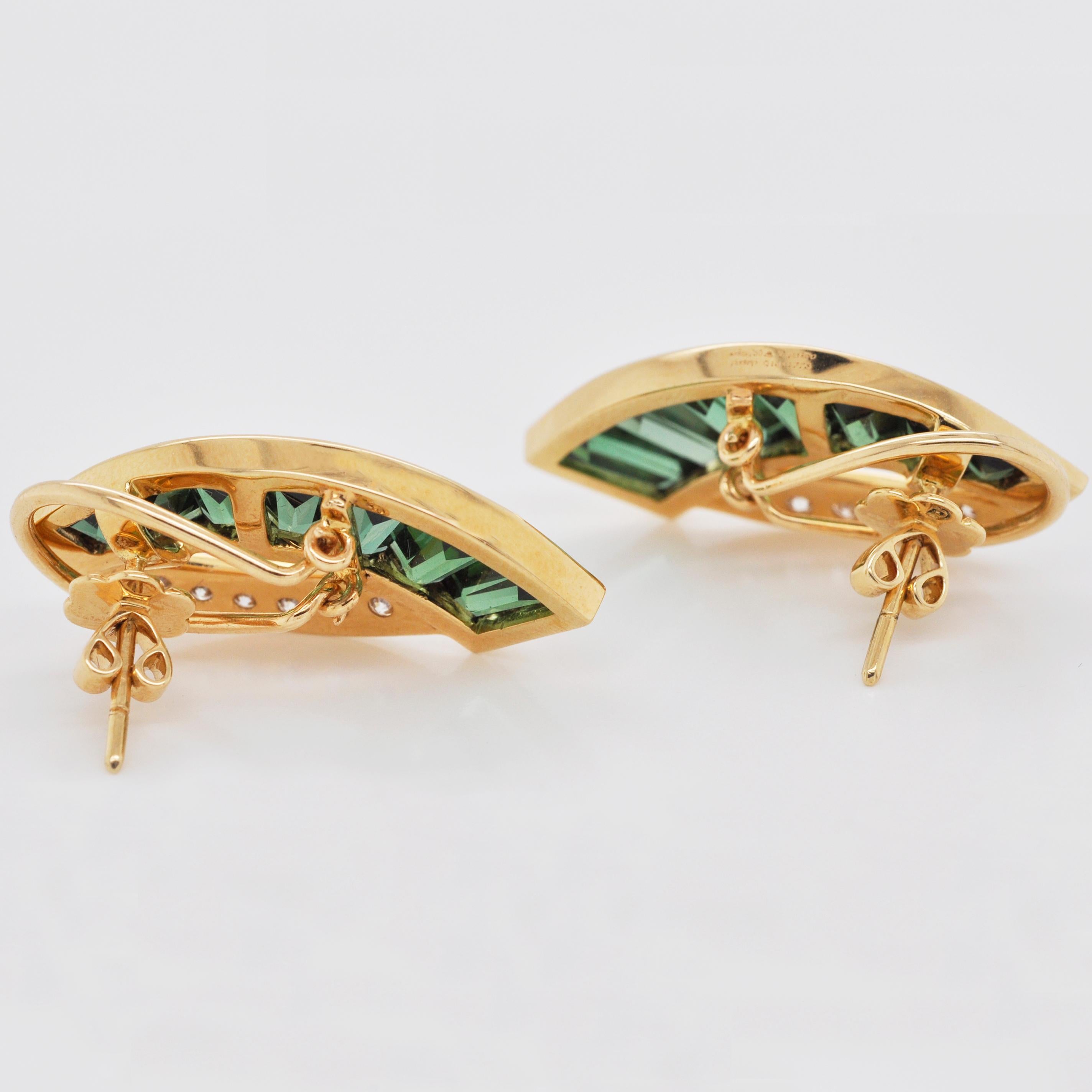18 Karat Gold Caliber Cut Teal Green Tourmaline Baguette Diamond Stud Earrings For Sale 6