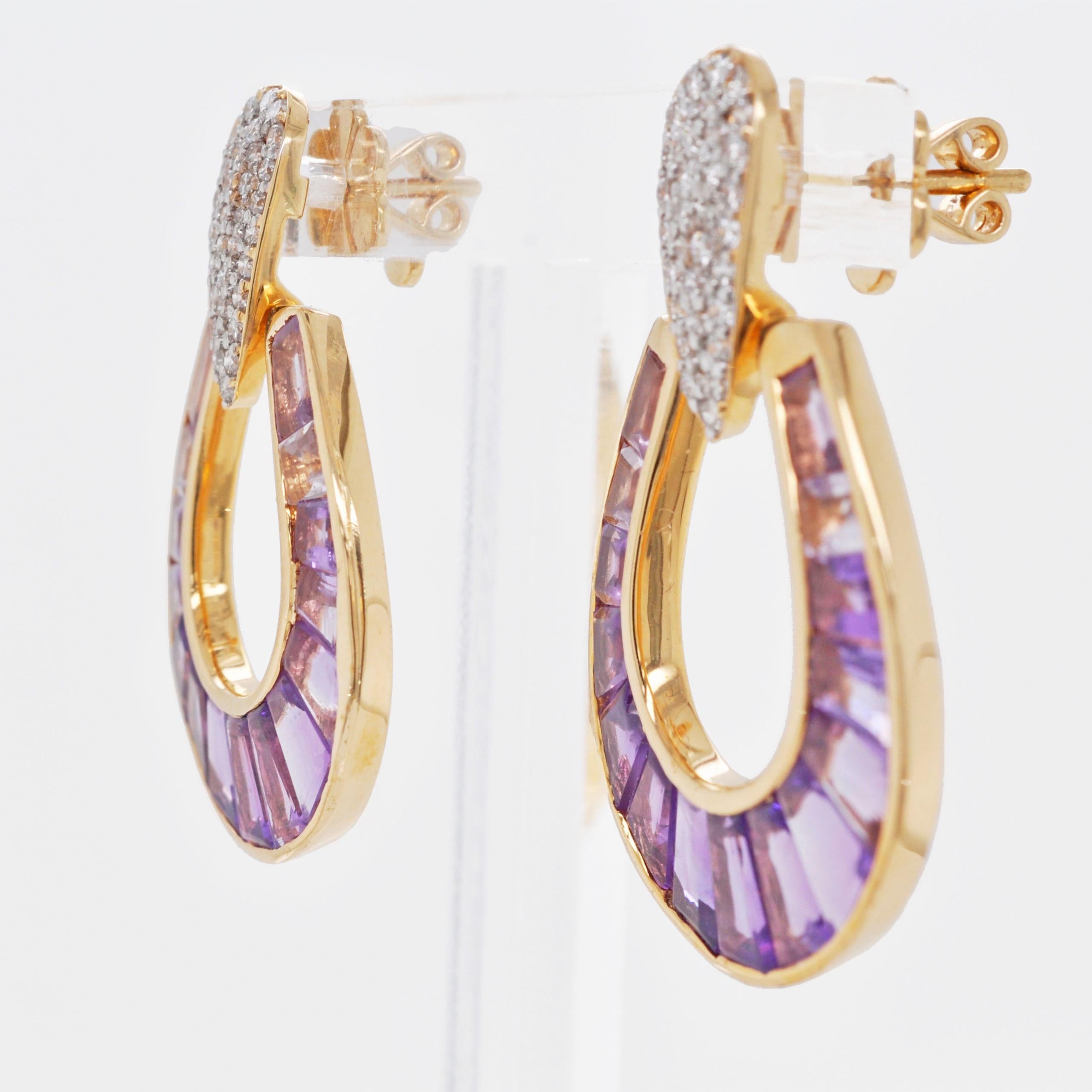 18 Karat Gold Calibre Cut Amethyst Taper Baguette Diamond Dangling Drop Earrings In New Condition In Jaipur, Rajasthan