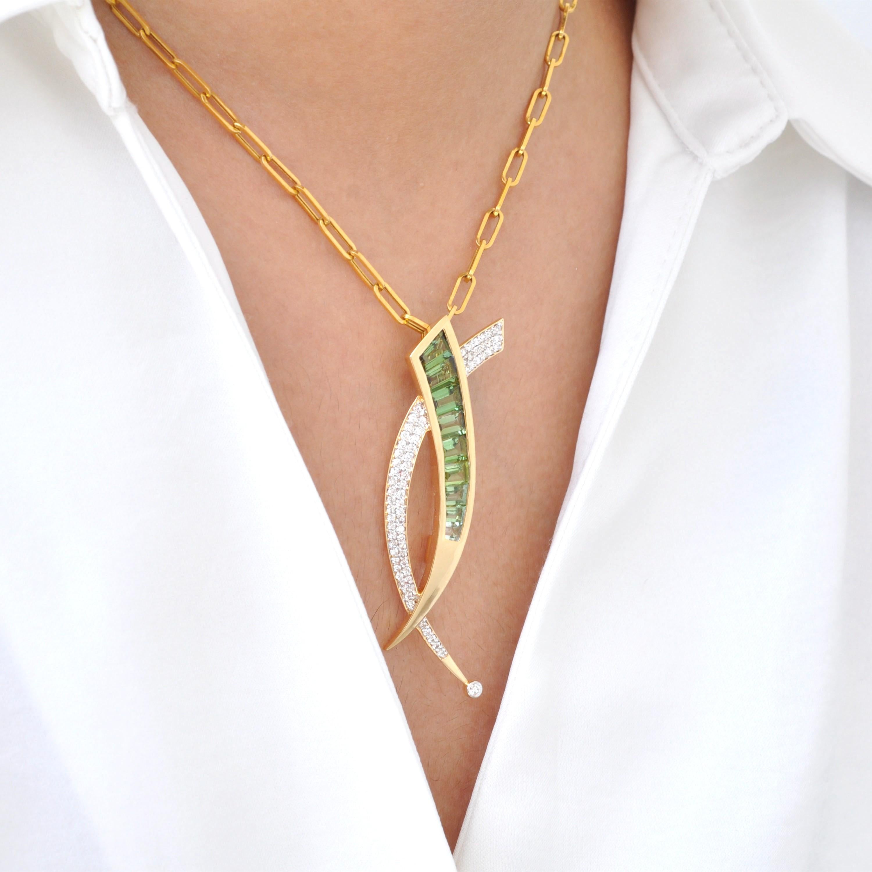 Contemporary 18 Karat Gold Calibre Cut Baguette Deep Green Tourmaline Diamond Brooch Necklace For Sale