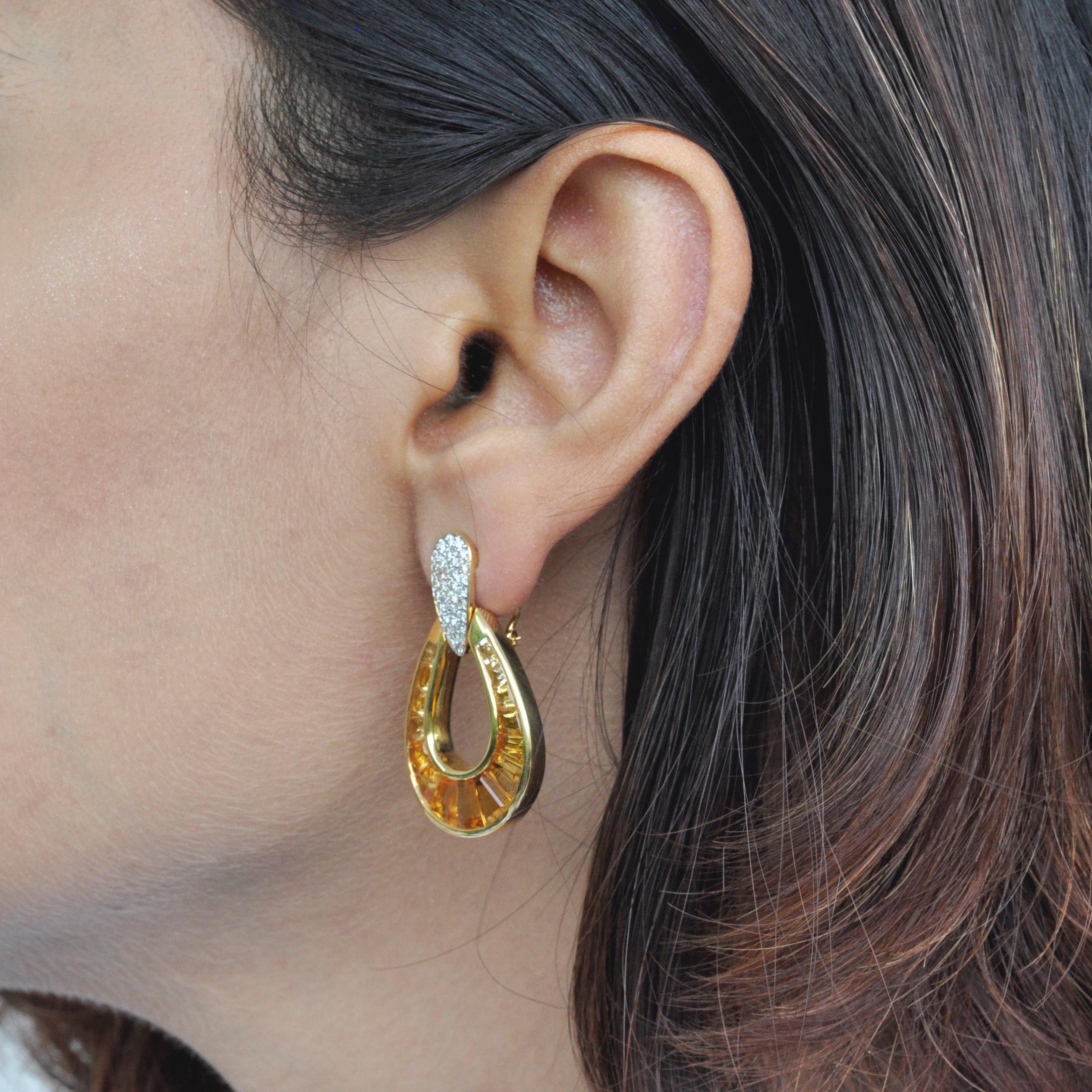 Boucles d'oreilles pendantes en or 18 carats avec citrine baguette et diamant en vente 4