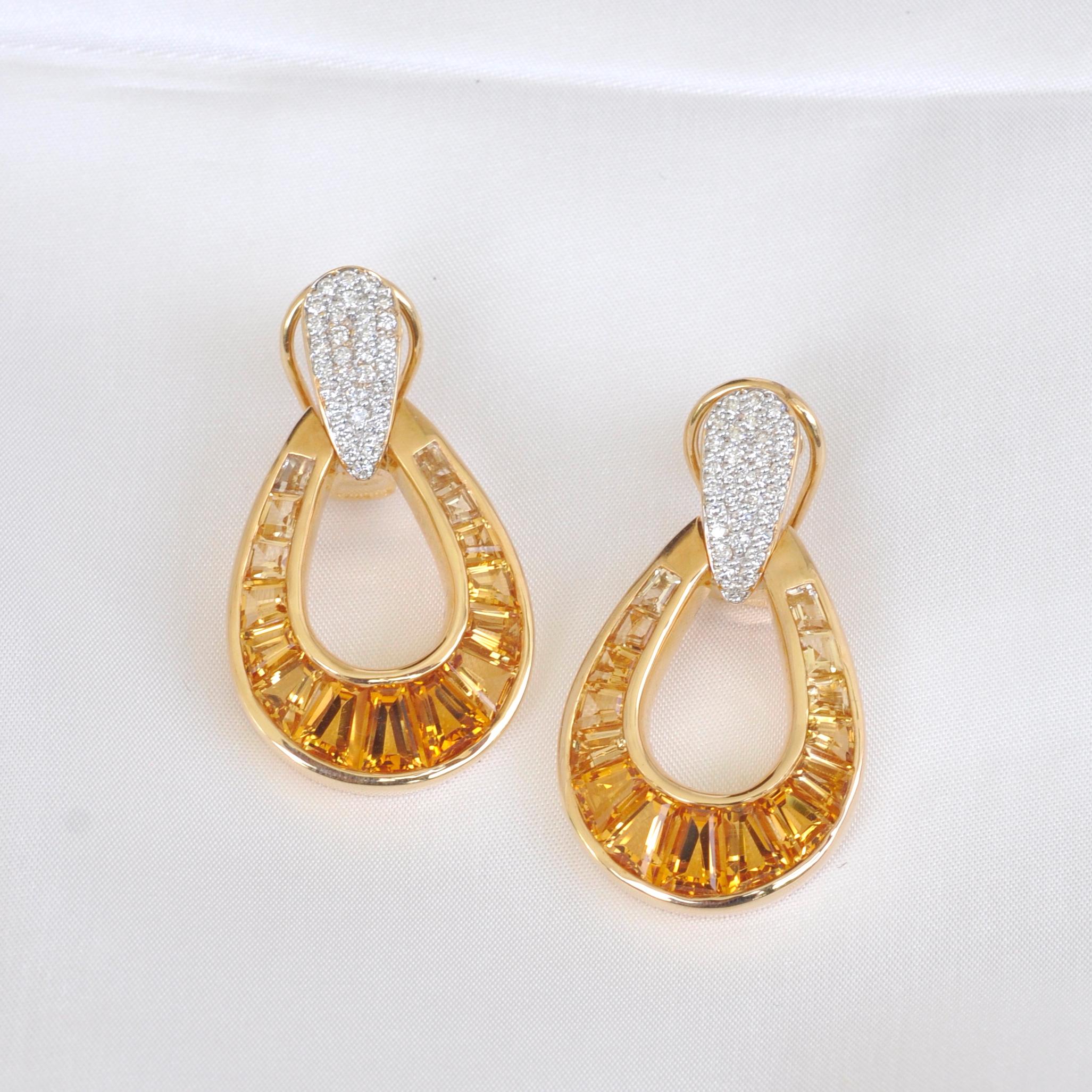 18 Karat Gold Calibre Cut Citrine Baguette Diamond Dangle Doorknocker Earrings For Sale 7