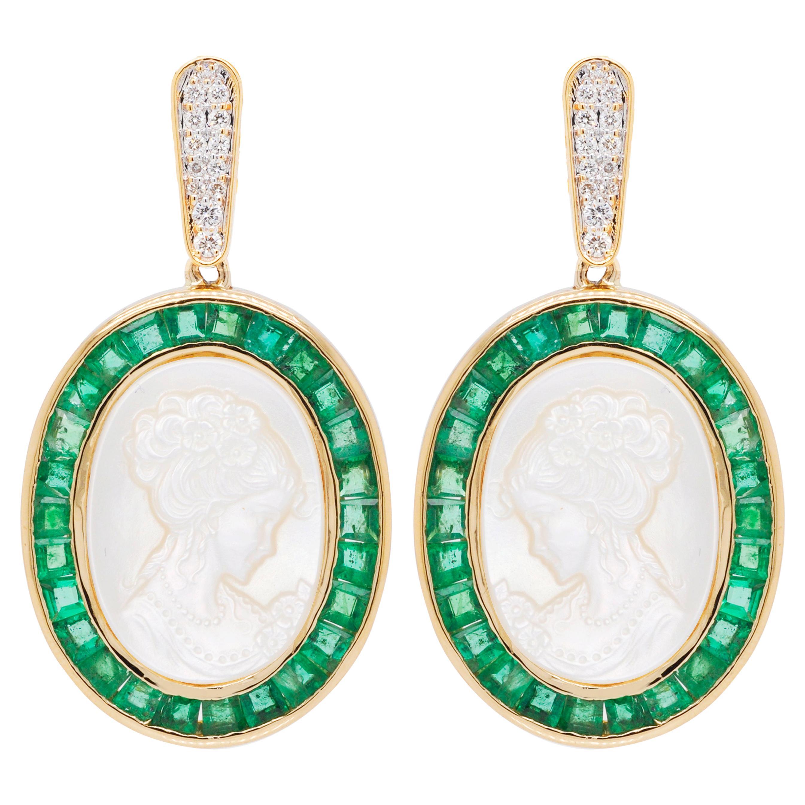 18 Karat Gold Calibre Cut Emerald Pearl Carving Diamond Dangler Earrings For Sale