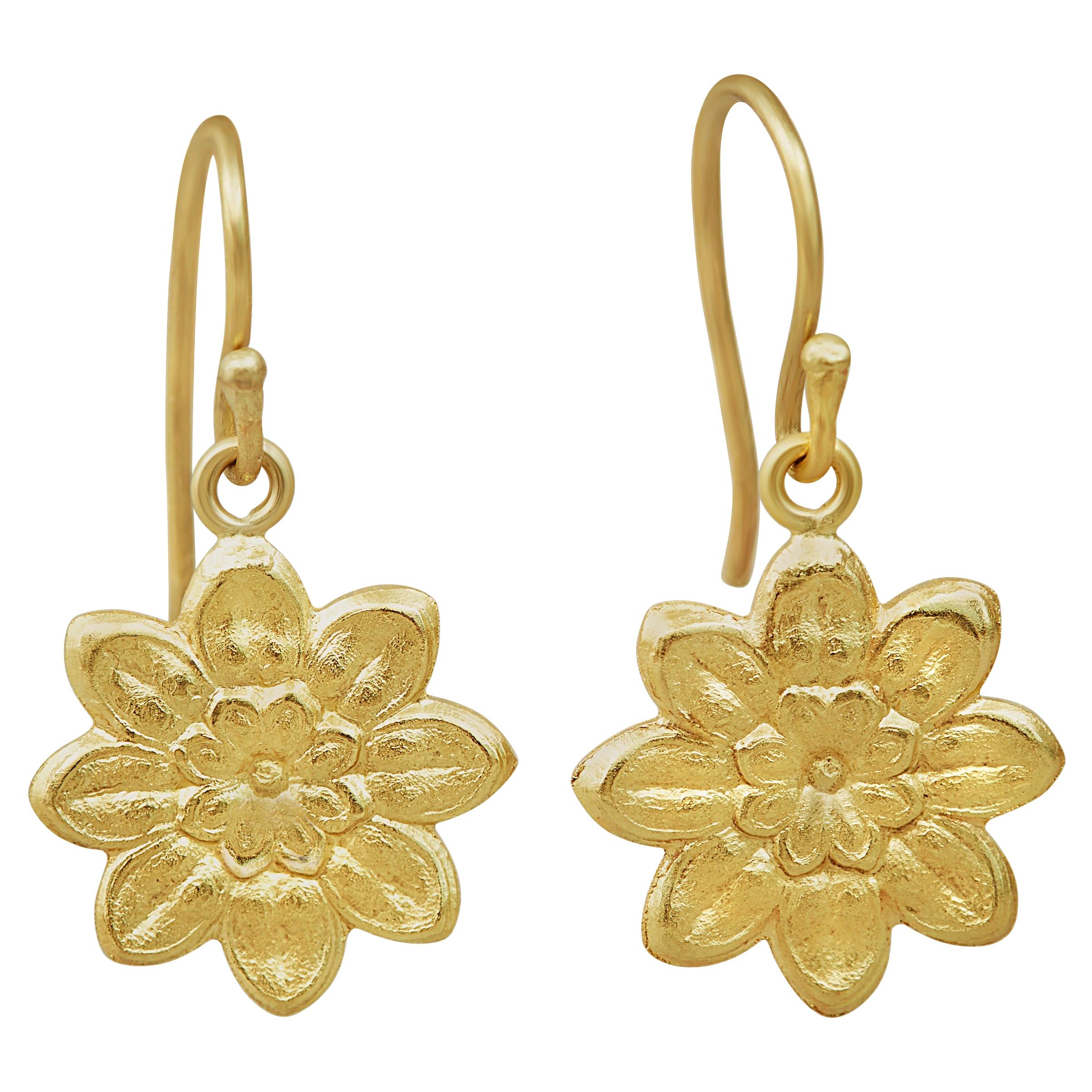 18 Karat Gold Camellias on Hooks For Sale