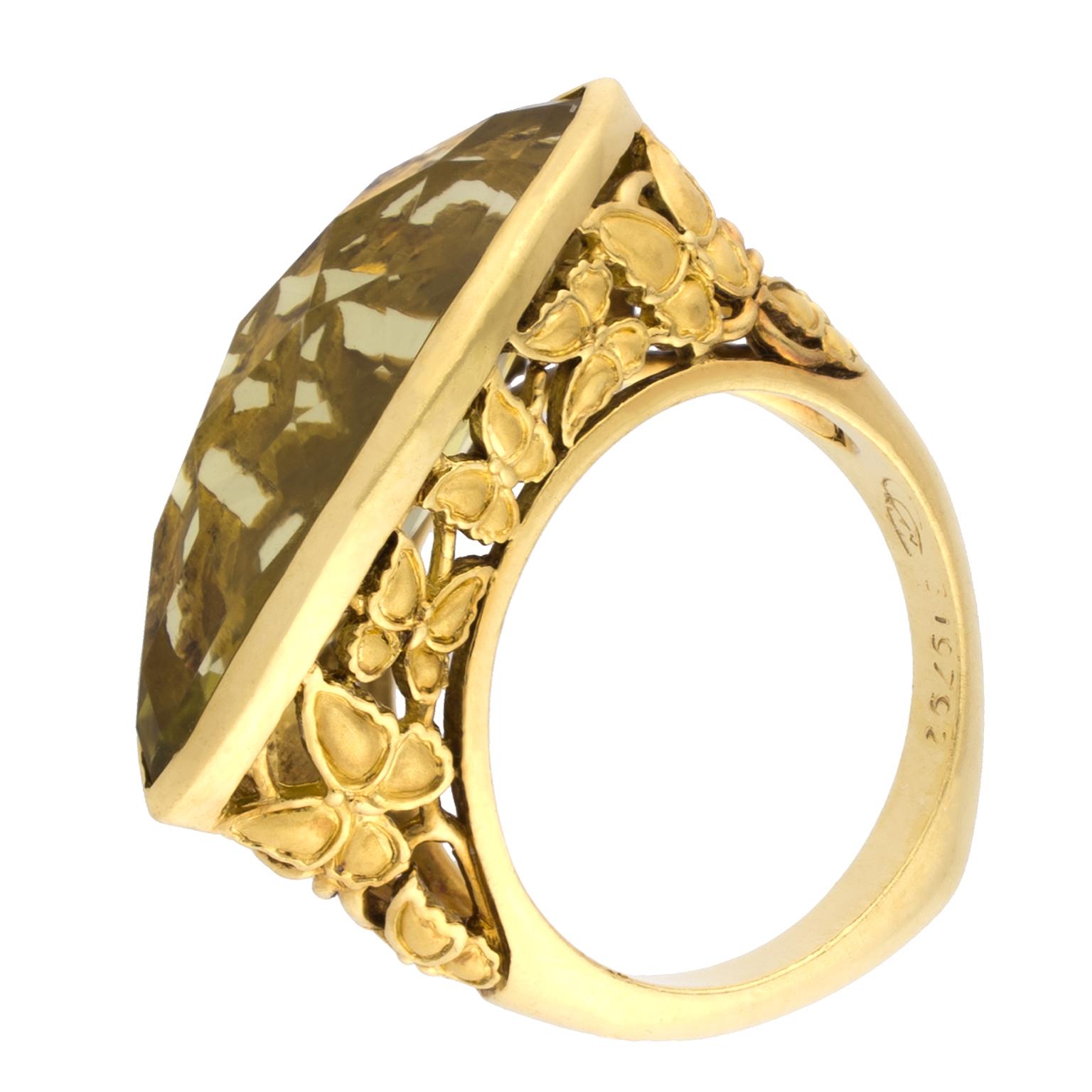 18 Karat Gold Carrera y Carrera Green Topaz Ring For Sale