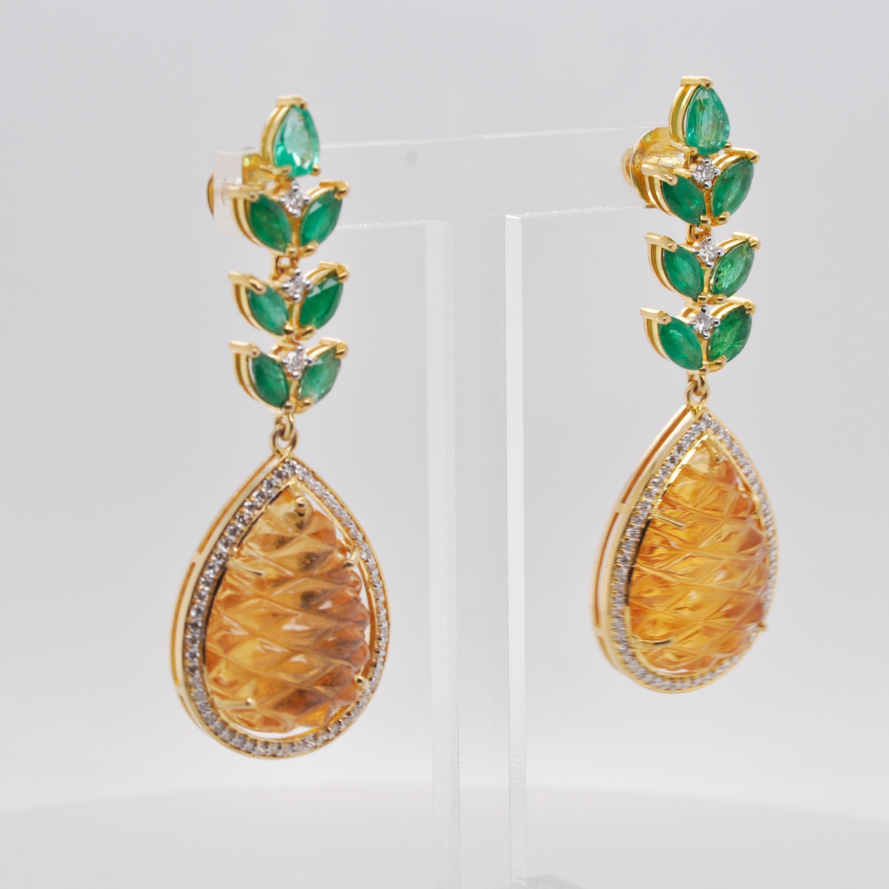 18 Karat Gold Carved Citrine Emerald Diamond Pineapple Dangle Earrings For Sale 1